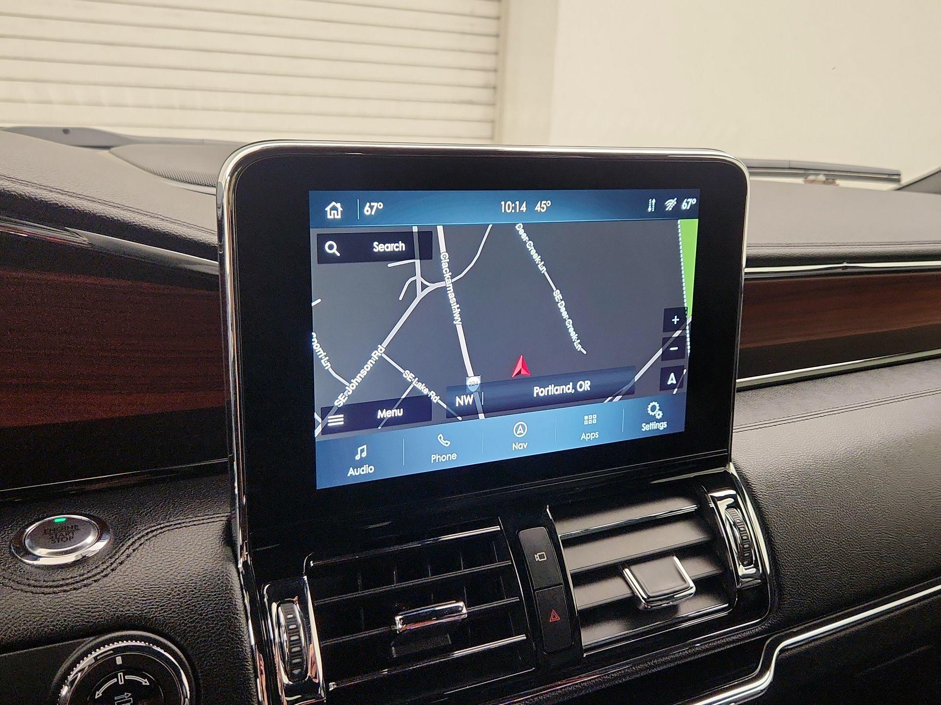 Thumbnail: 2021 Lincoln Navigator - 14