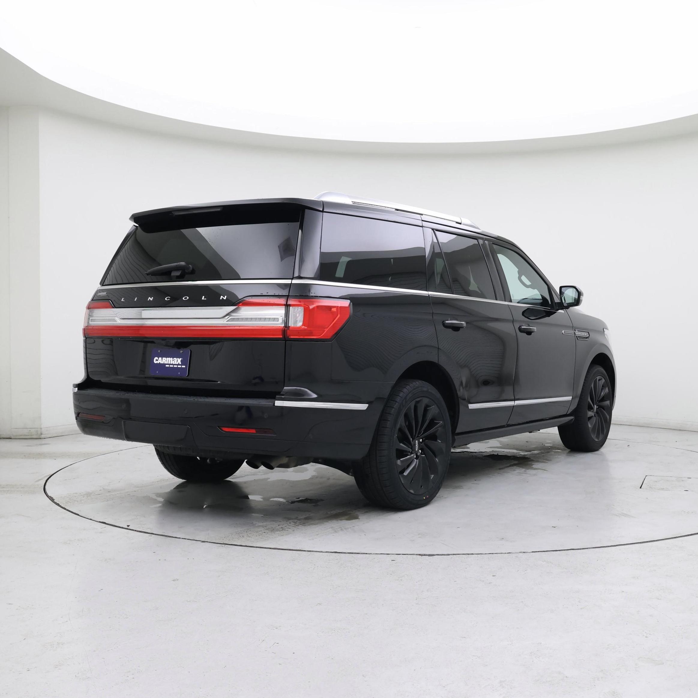 Thumbnail: 2021 Lincoln Navigator - 8