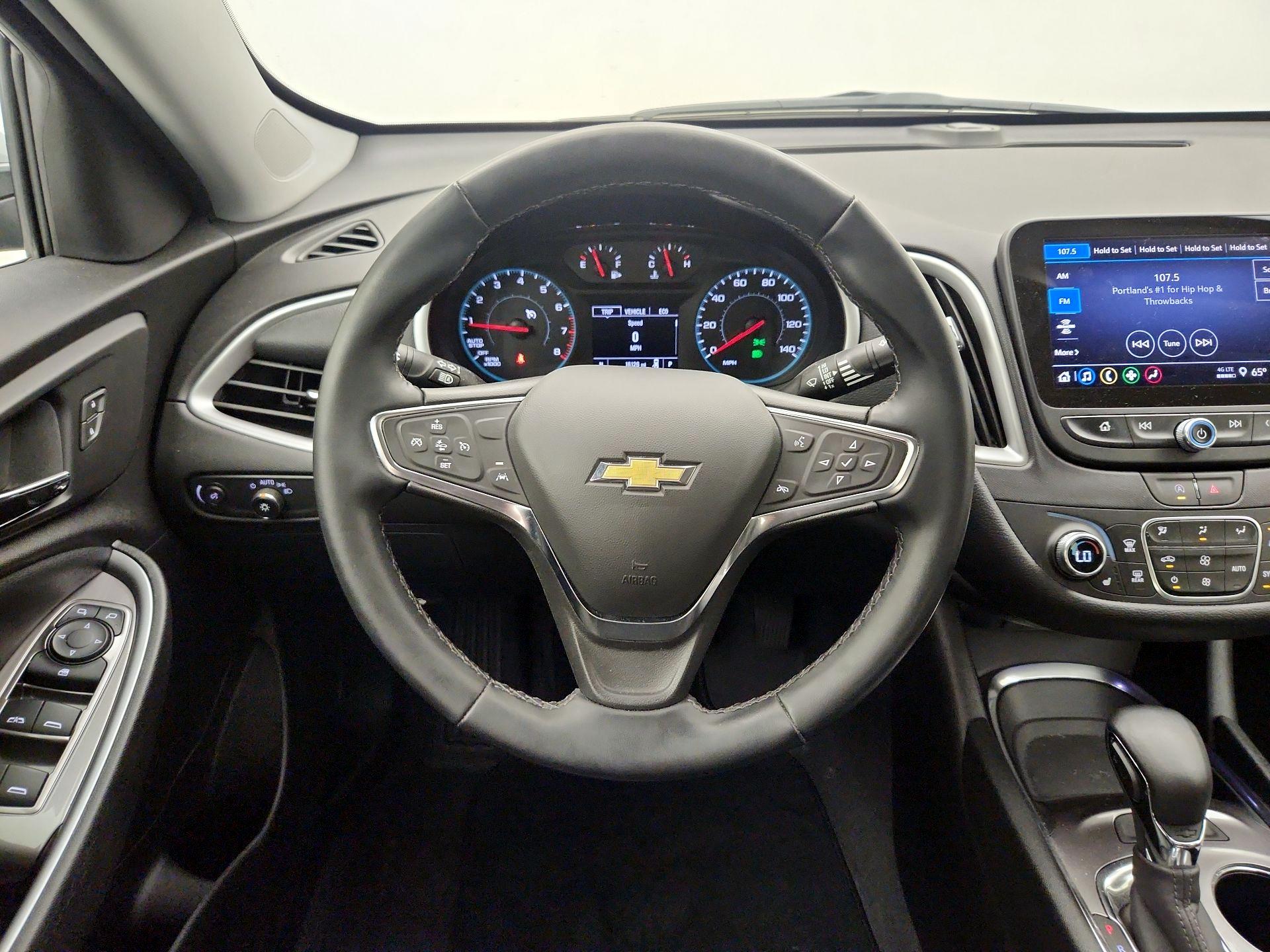 Thumbnail: 2024 Chevrolet Malibu - 10