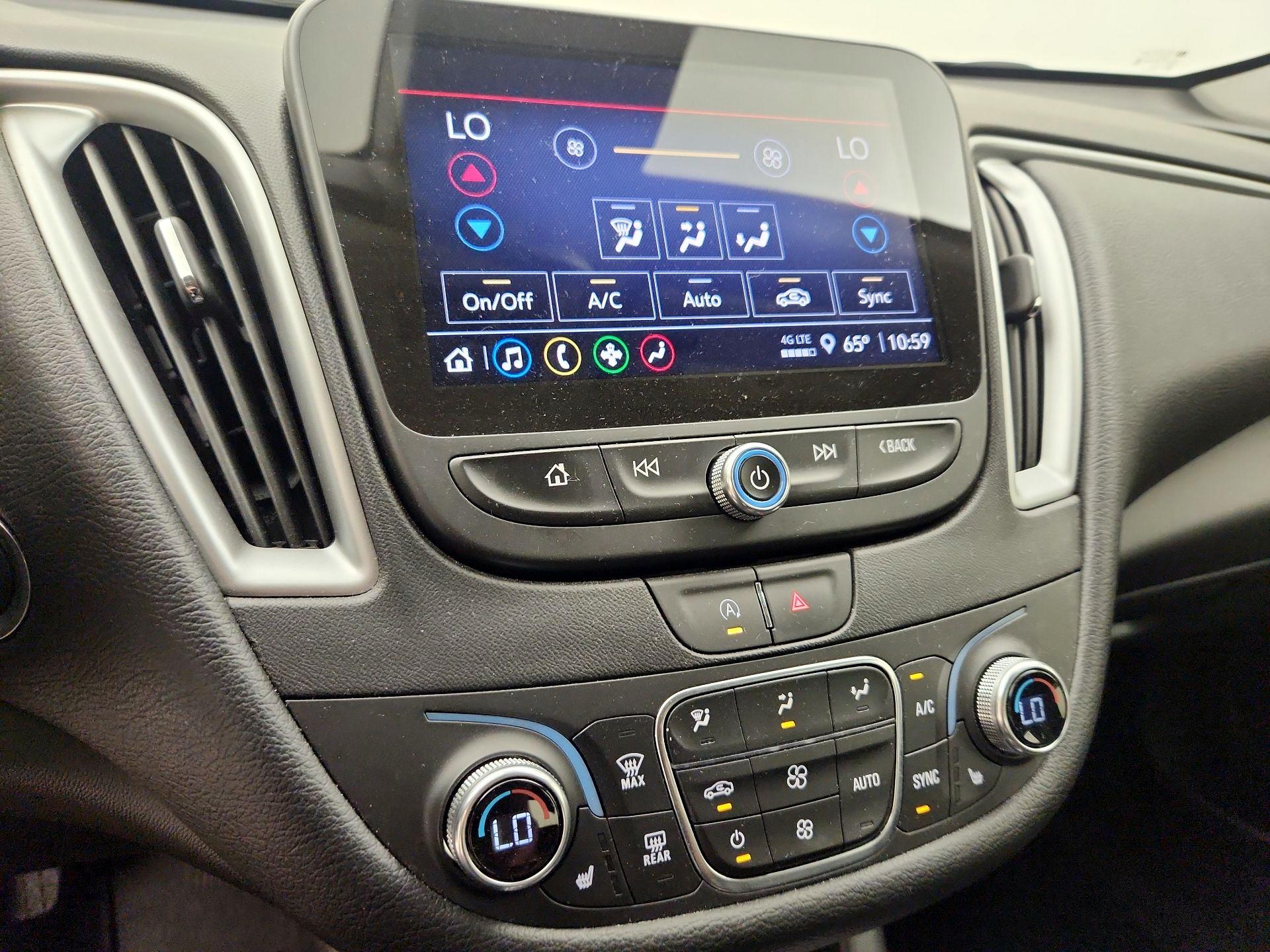 Thumbnail: 2024 Chevrolet Malibu - 16