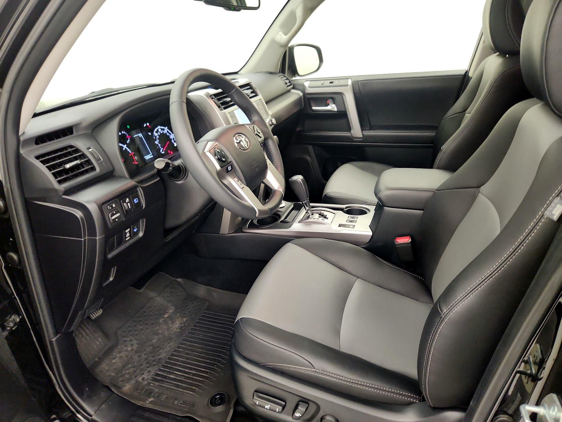 Thumbnail: 2022 Toyota 4Runner - 11