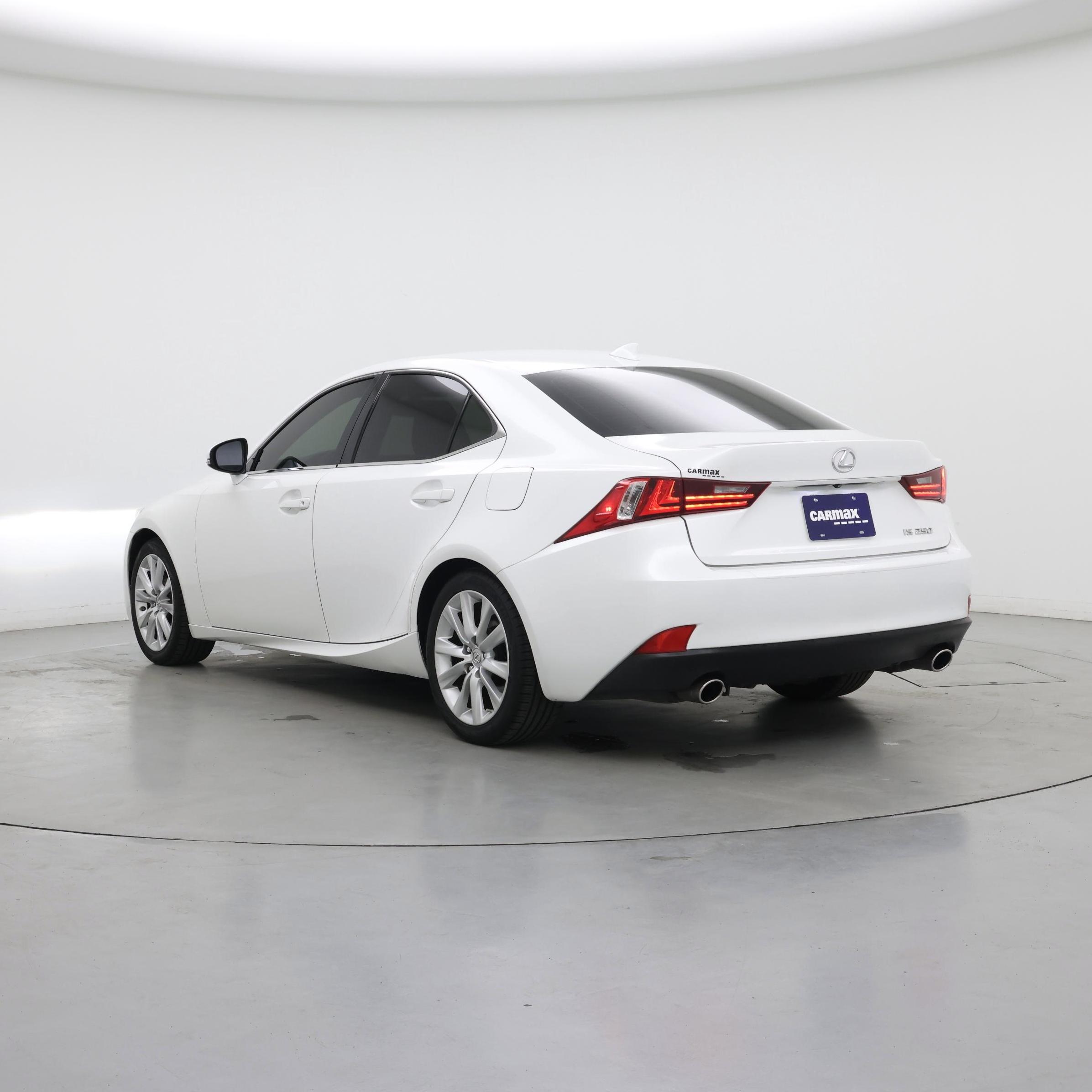 Thumbnail: 2015 Lexus IS - 2