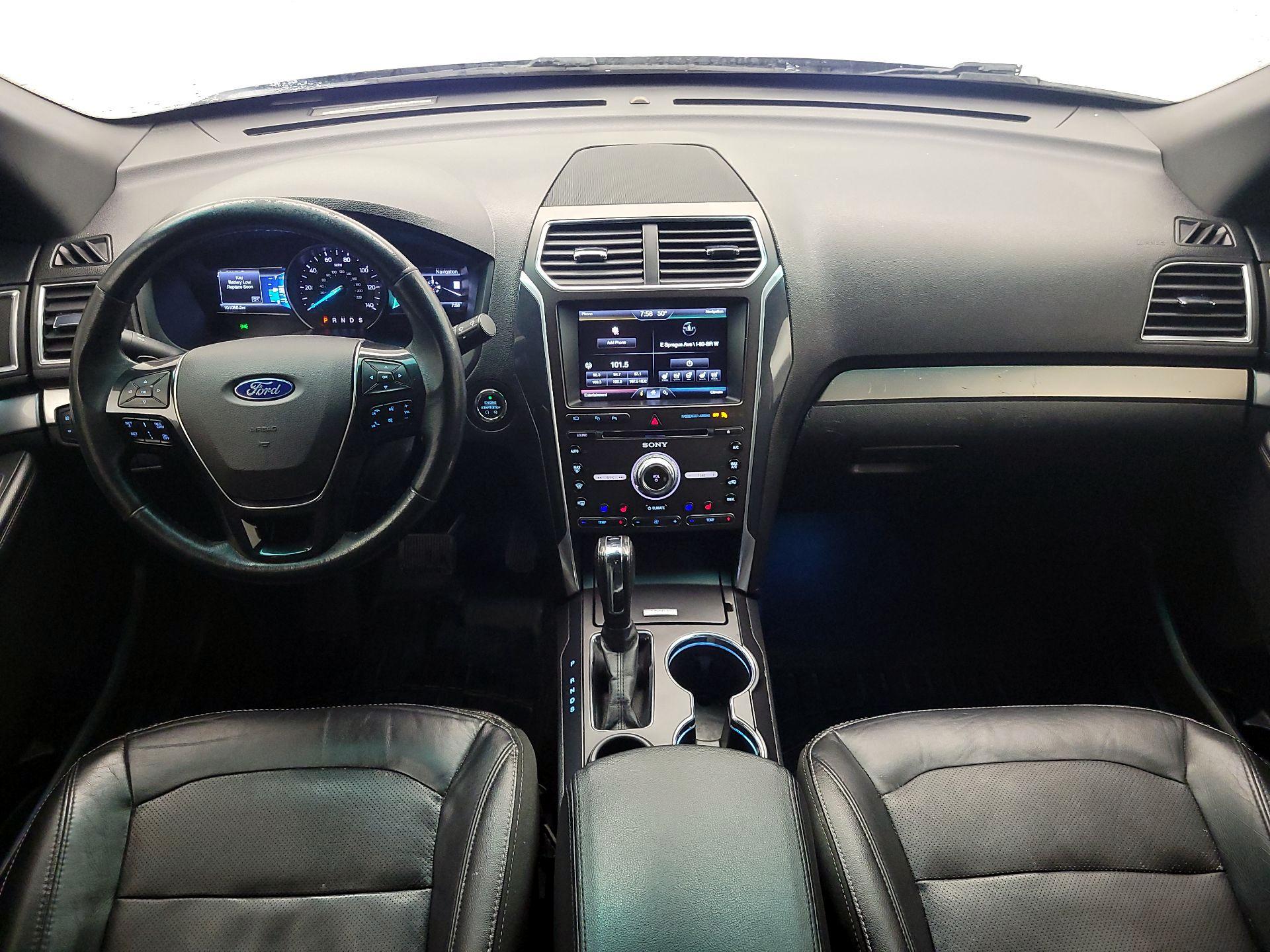 Thumbnail: 2016 Ford Explorer - 9