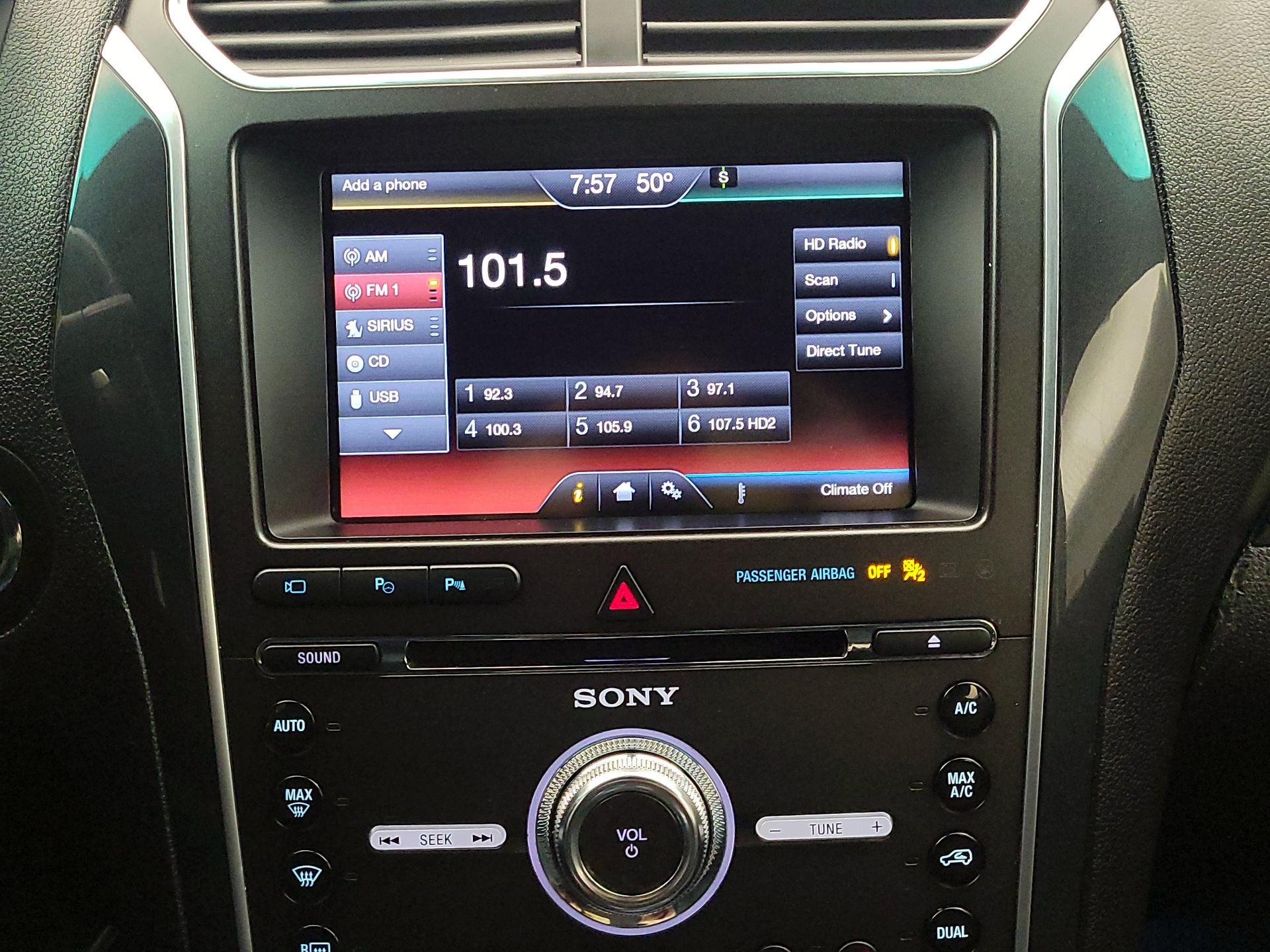 Thumbnail: 2016 Ford Explorer - 15