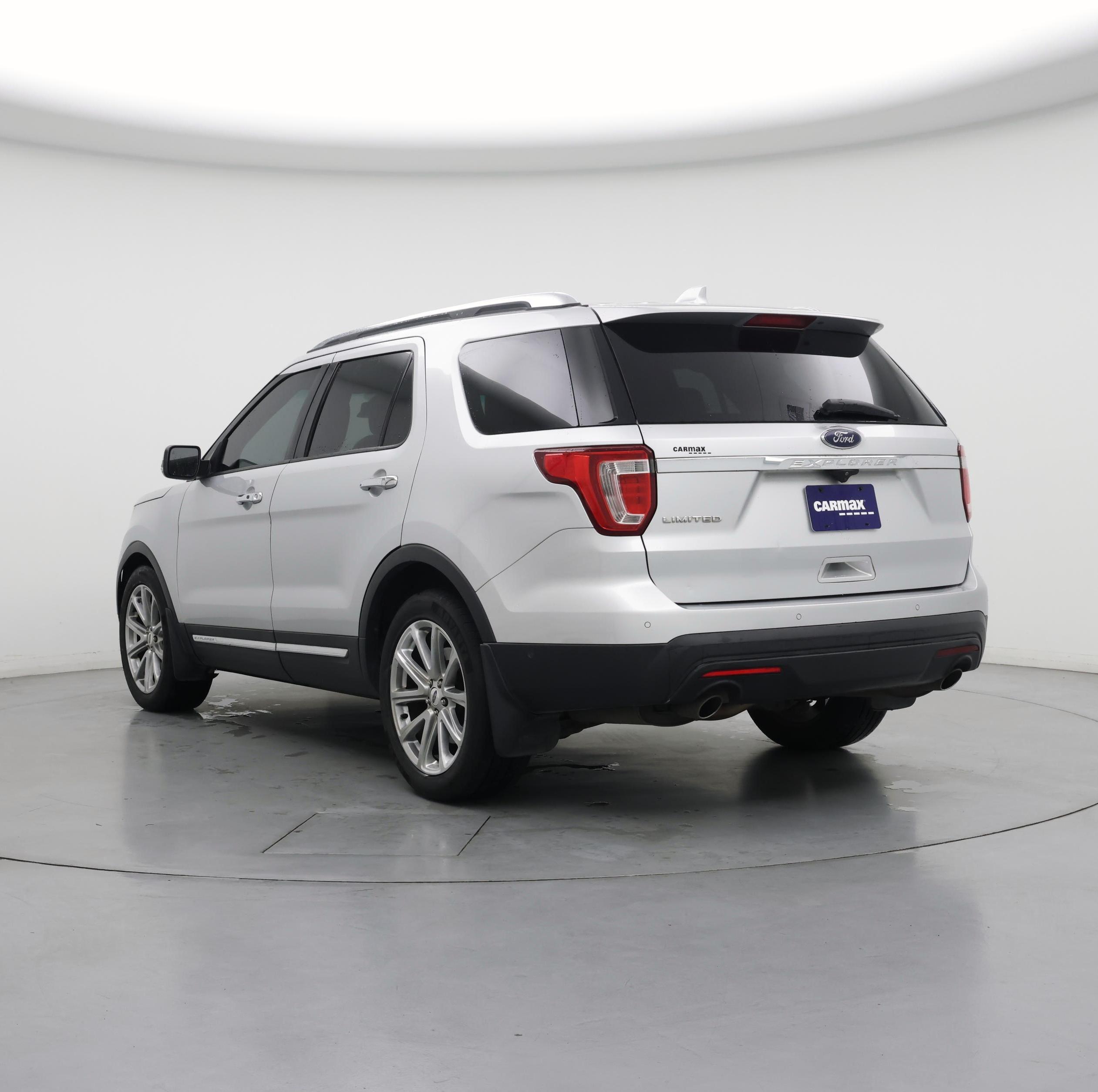 Thumbnail: 2016 Ford Explorer - 2