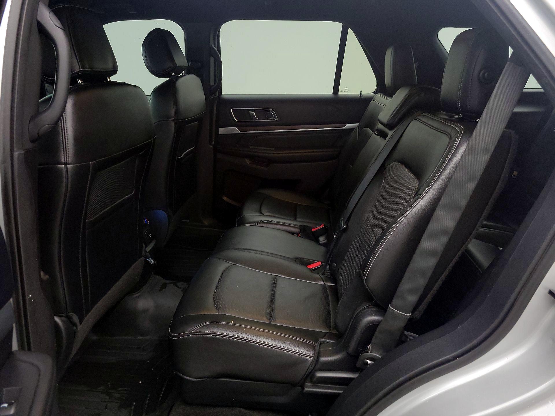 Thumbnail: 2016 Ford Explorer - 19