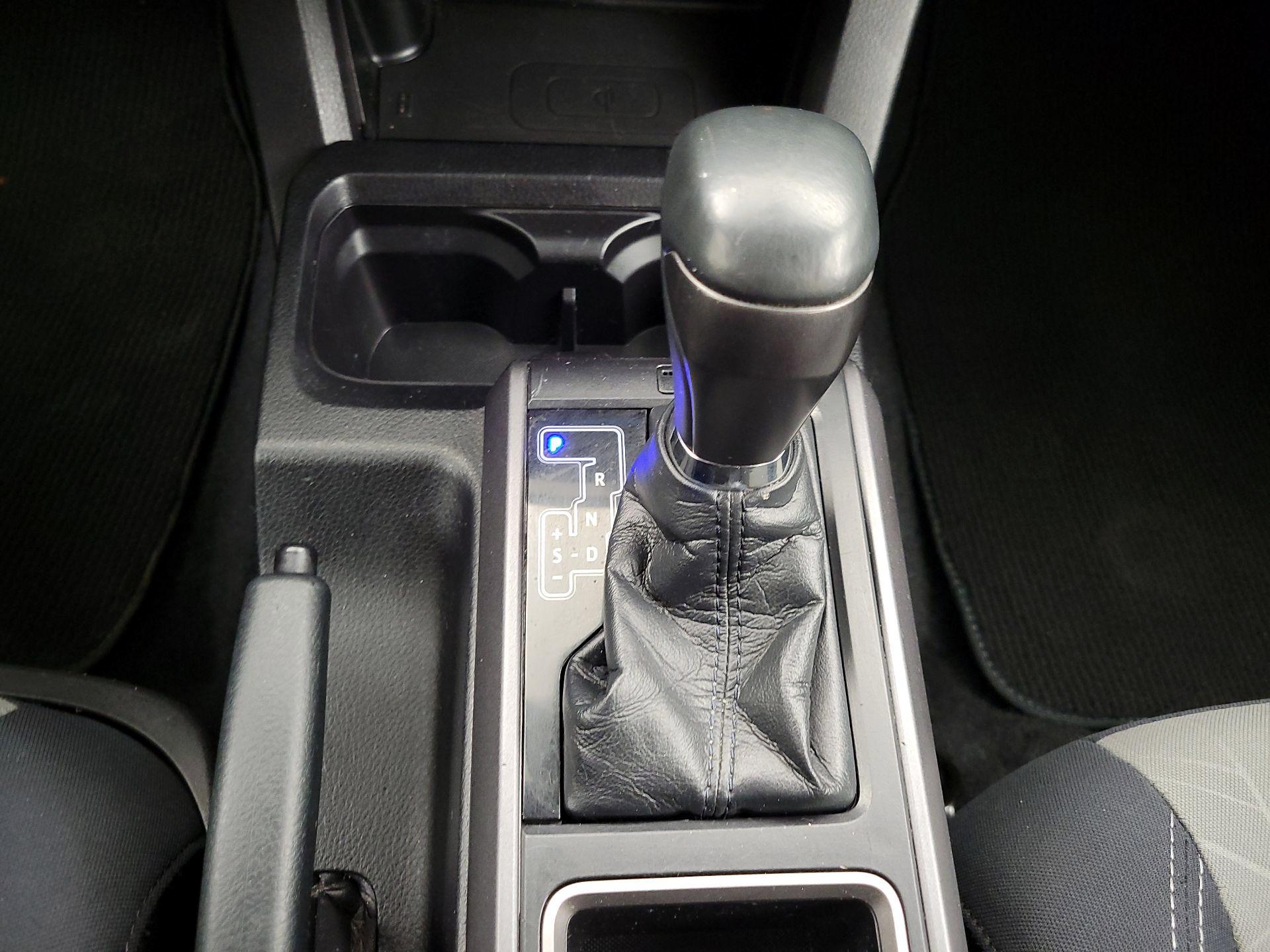 Thumbnail: 2021 Toyota Tacoma - 18