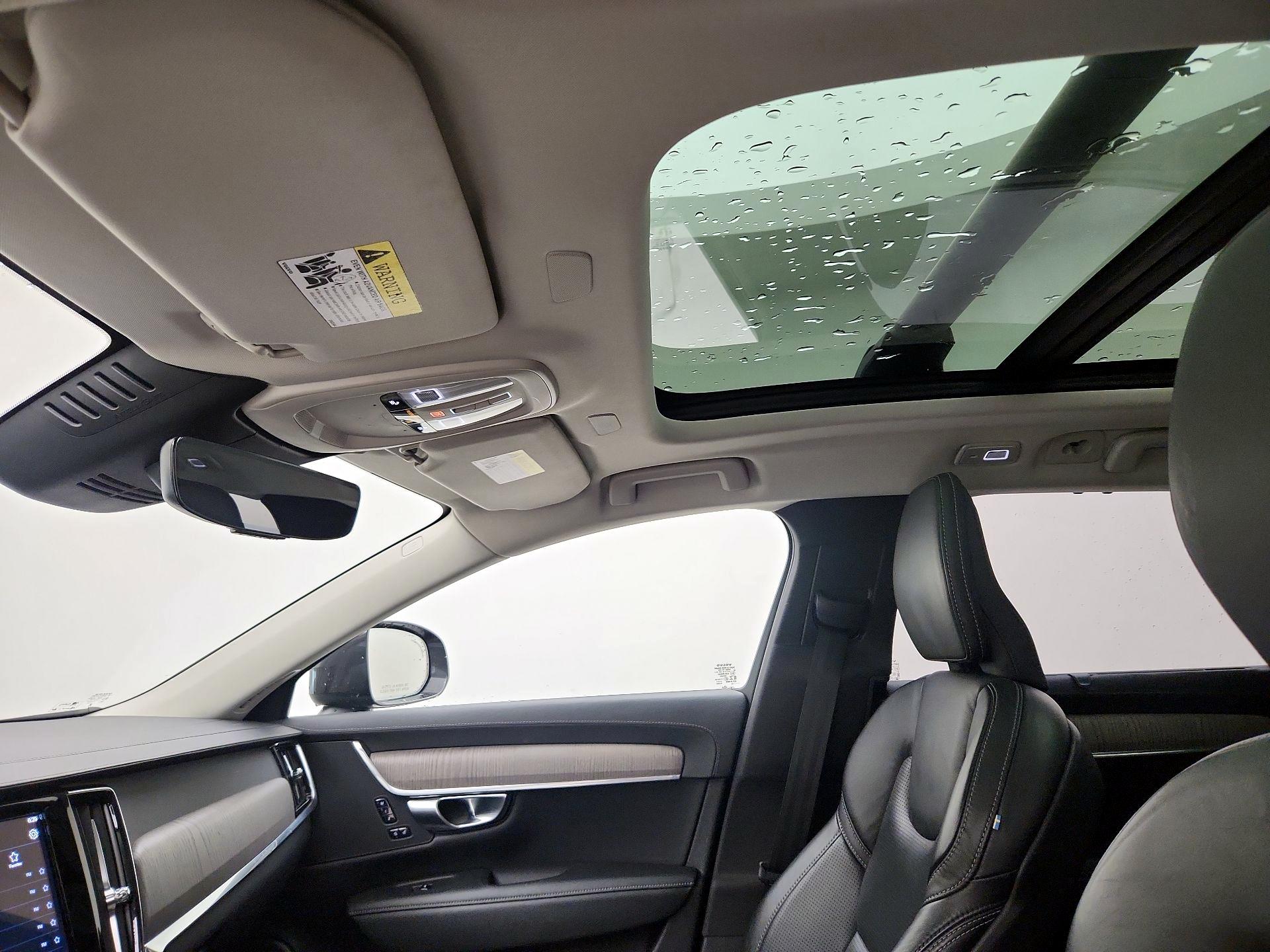 Thumbnail: 2022 Volvo S90 - 19