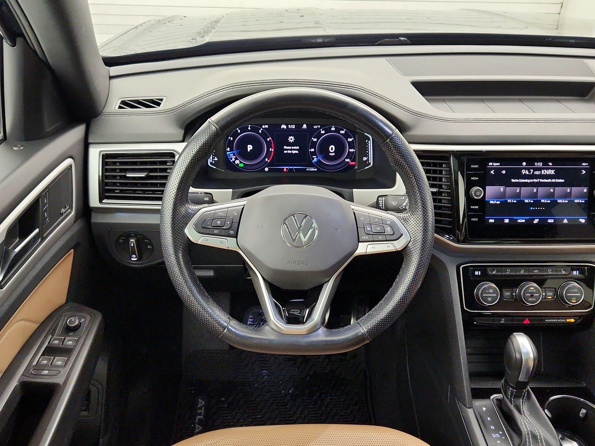 Thumbnail: 2022 Volkswagen Atlas - 10