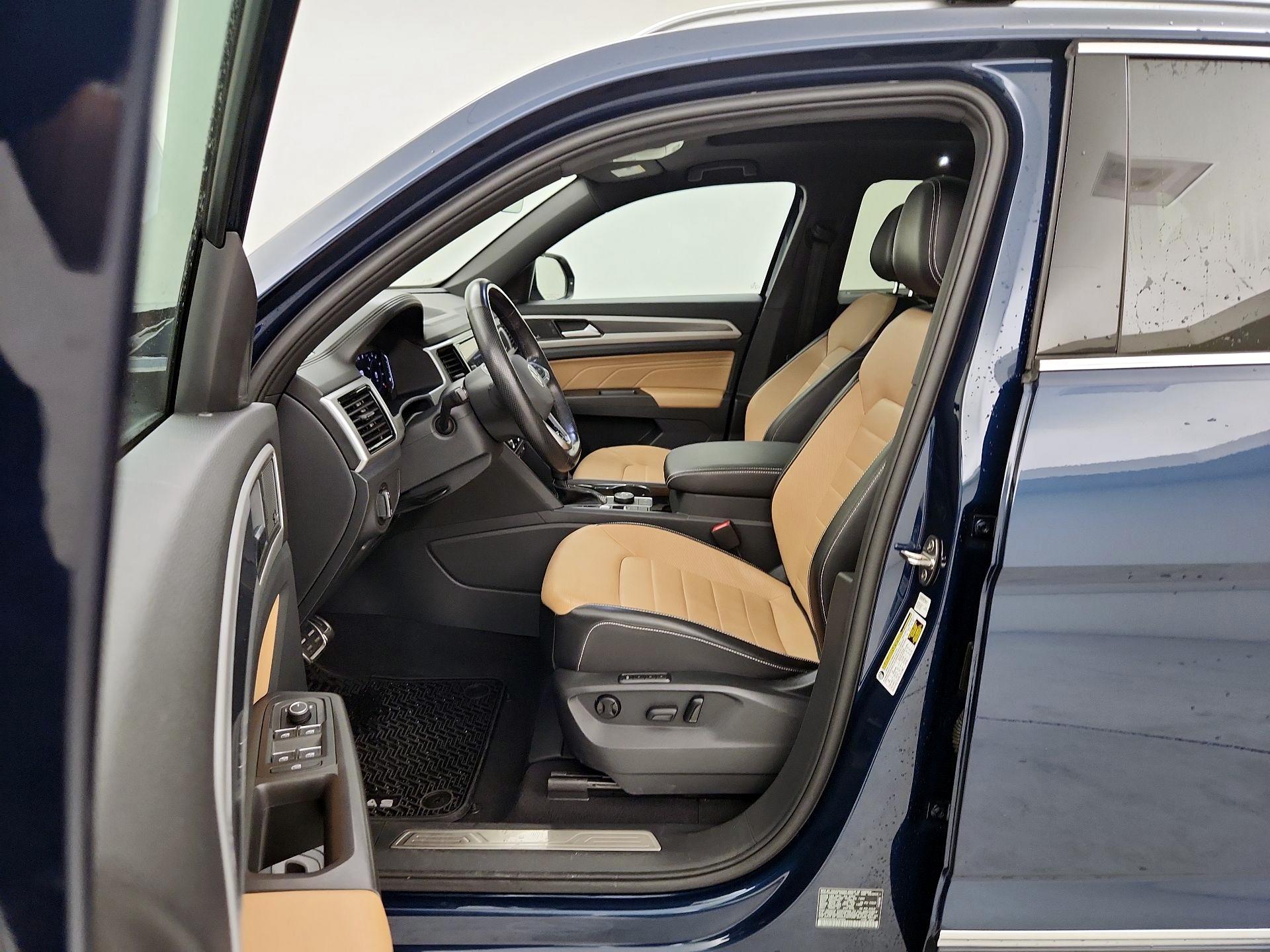 Thumbnail: 2022 Volkswagen Atlas - 11