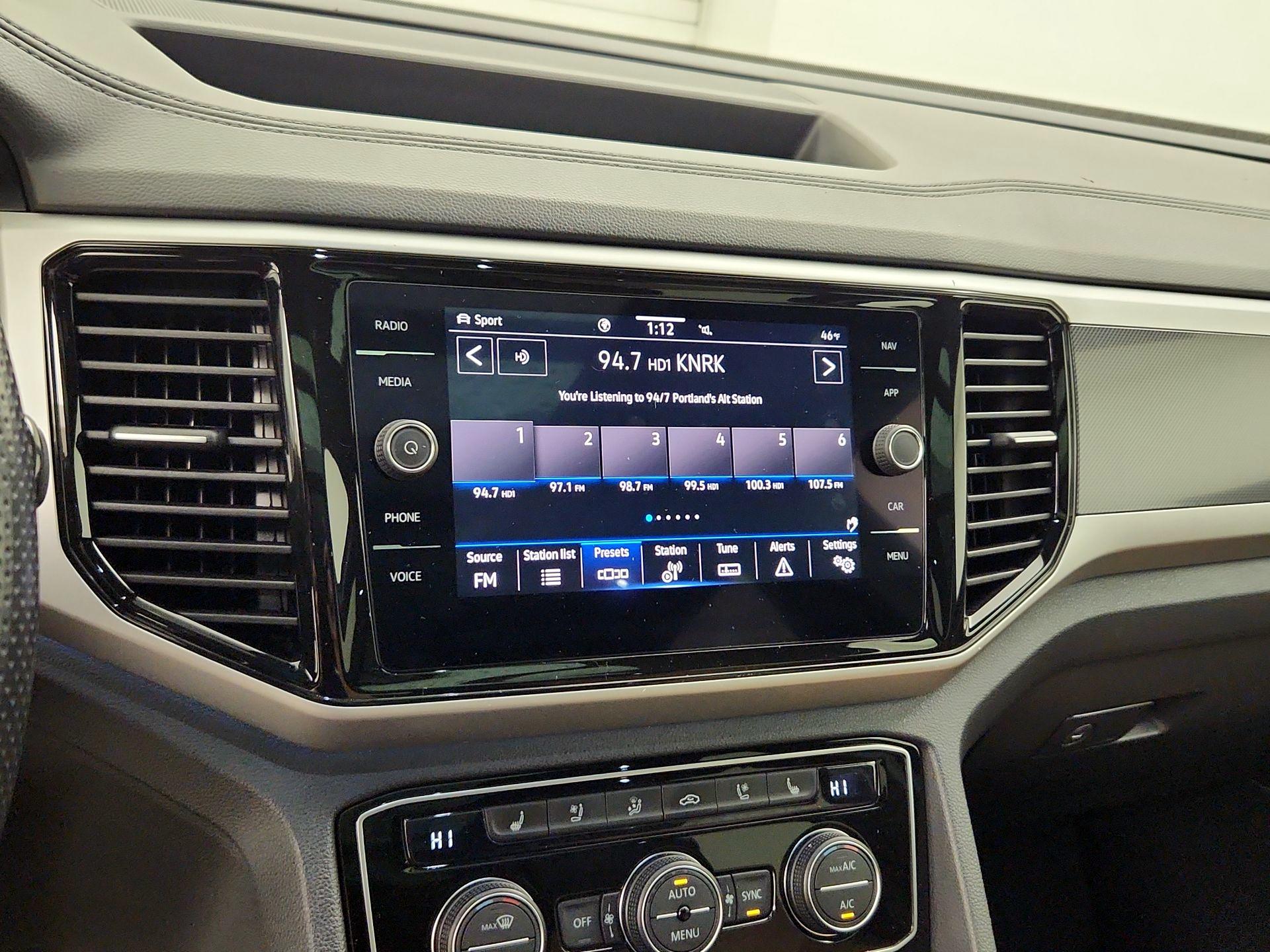 Thumbnail: 2022 Volkswagen Atlas - 15