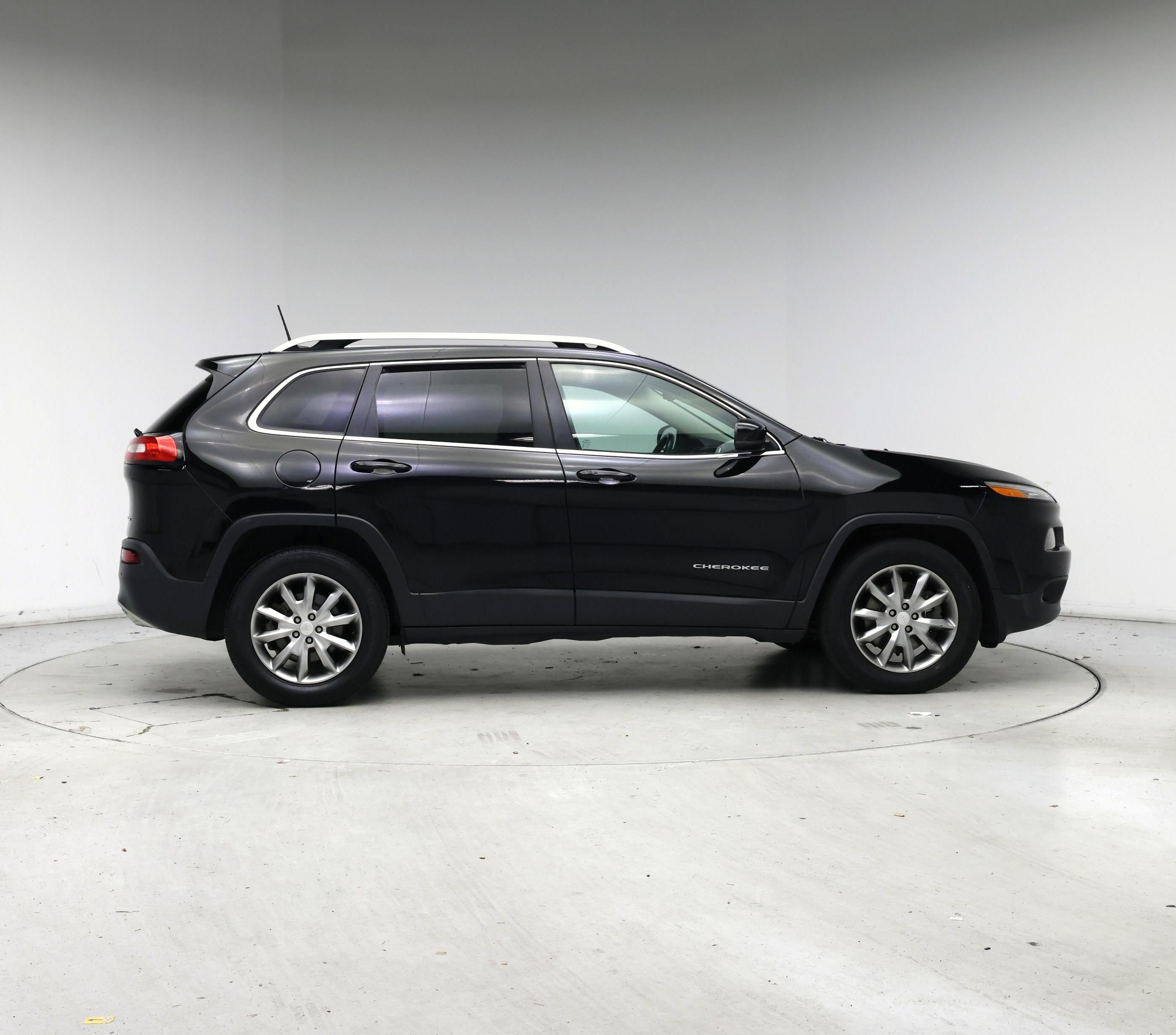 Thumbnail: 2018 Jeep Cherokee - 7