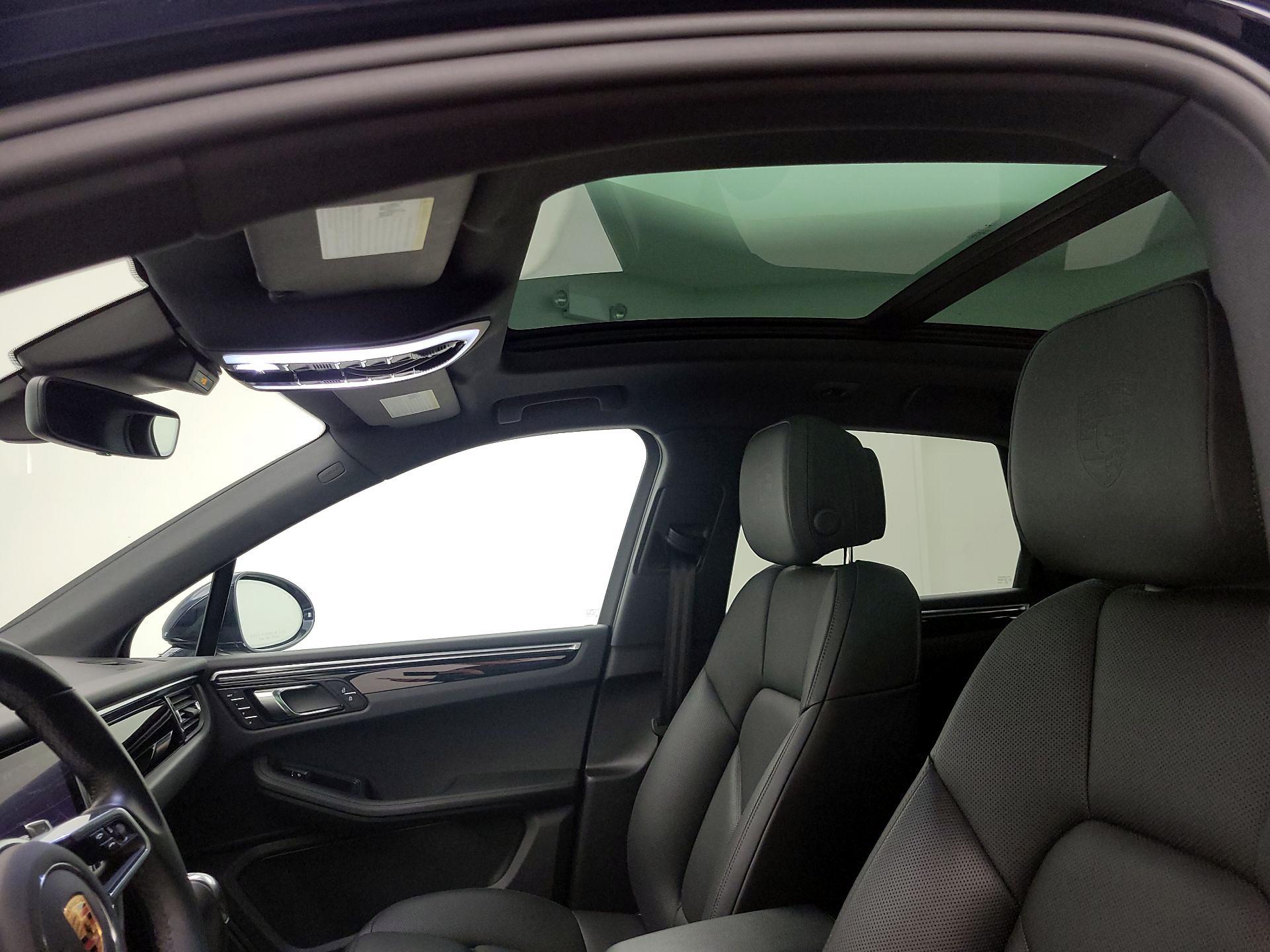 Thumbnail: 2019 Porsche Macan - 20