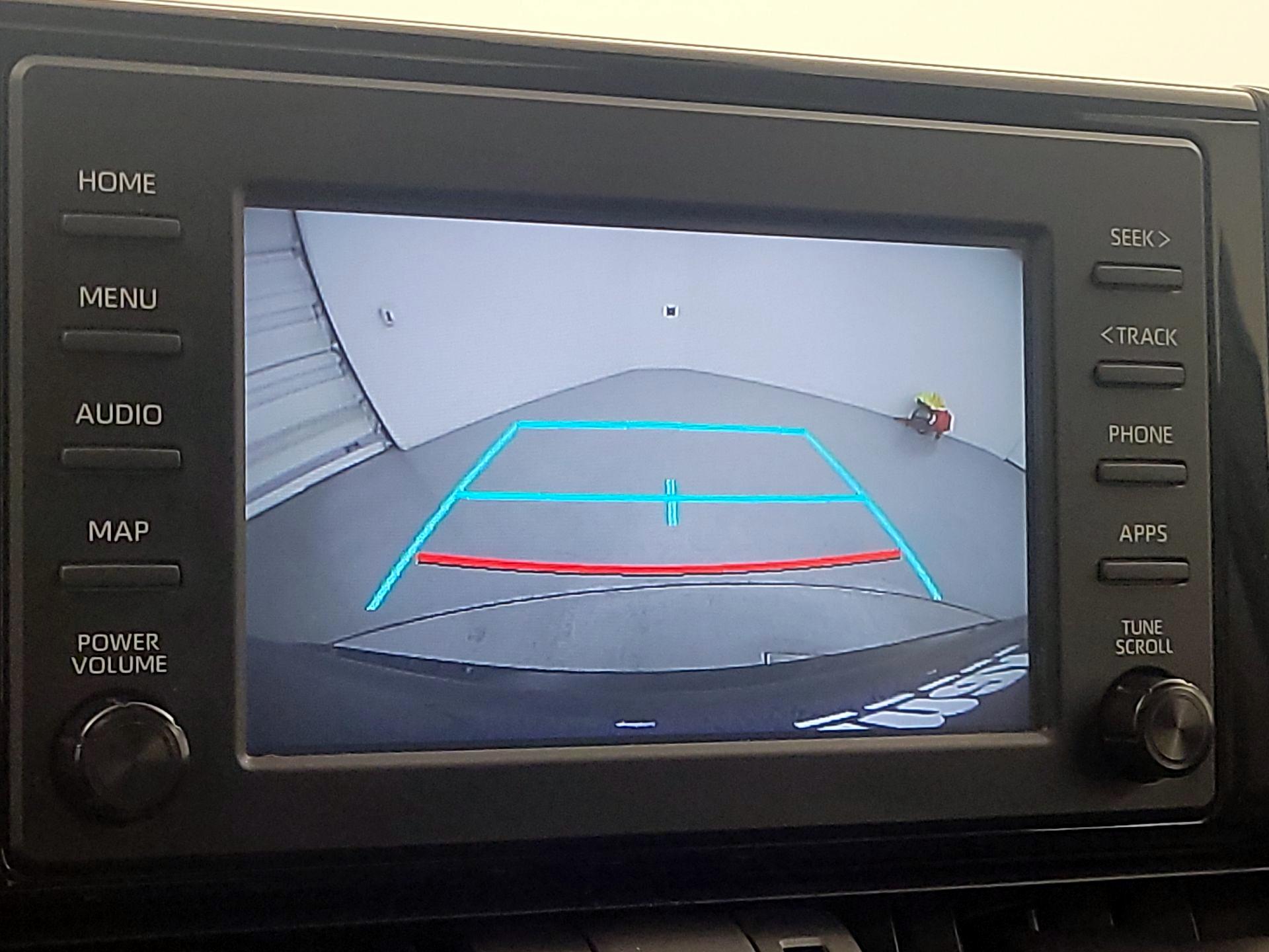 Thumbnail: 2019 Toyota RAV4 - 15