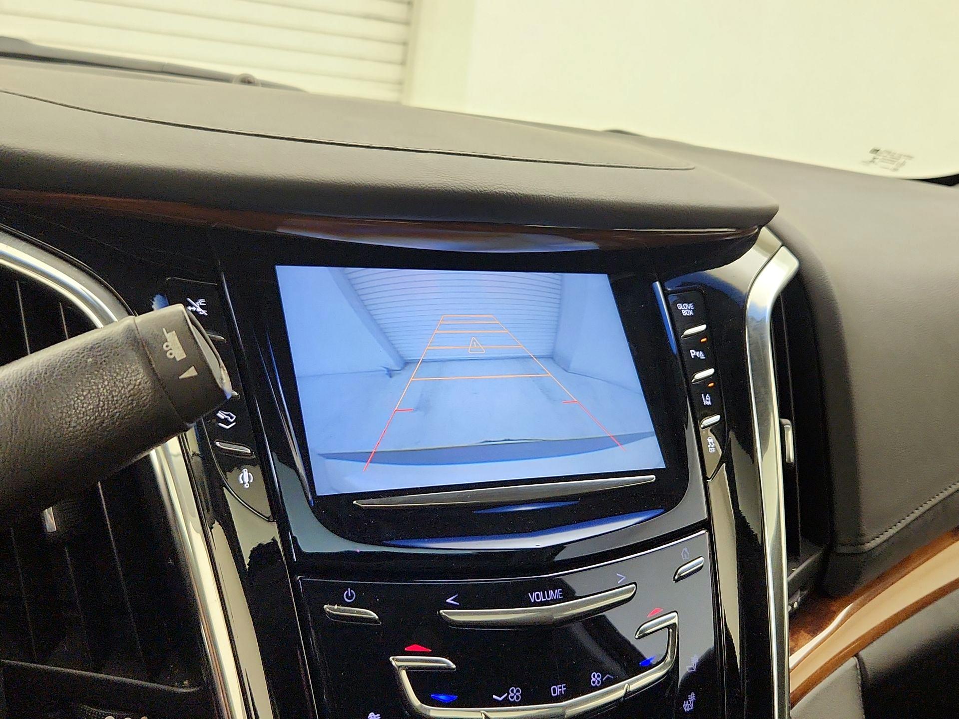 Thumbnail: 2015 Cadillac Escalade - 14