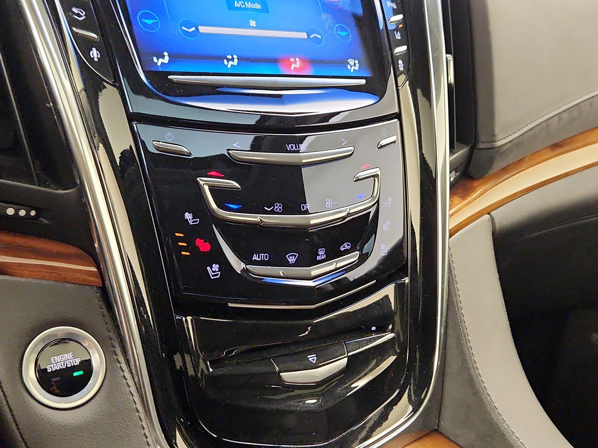 Thumbnail: 2015 Cadillac Escalade - 16