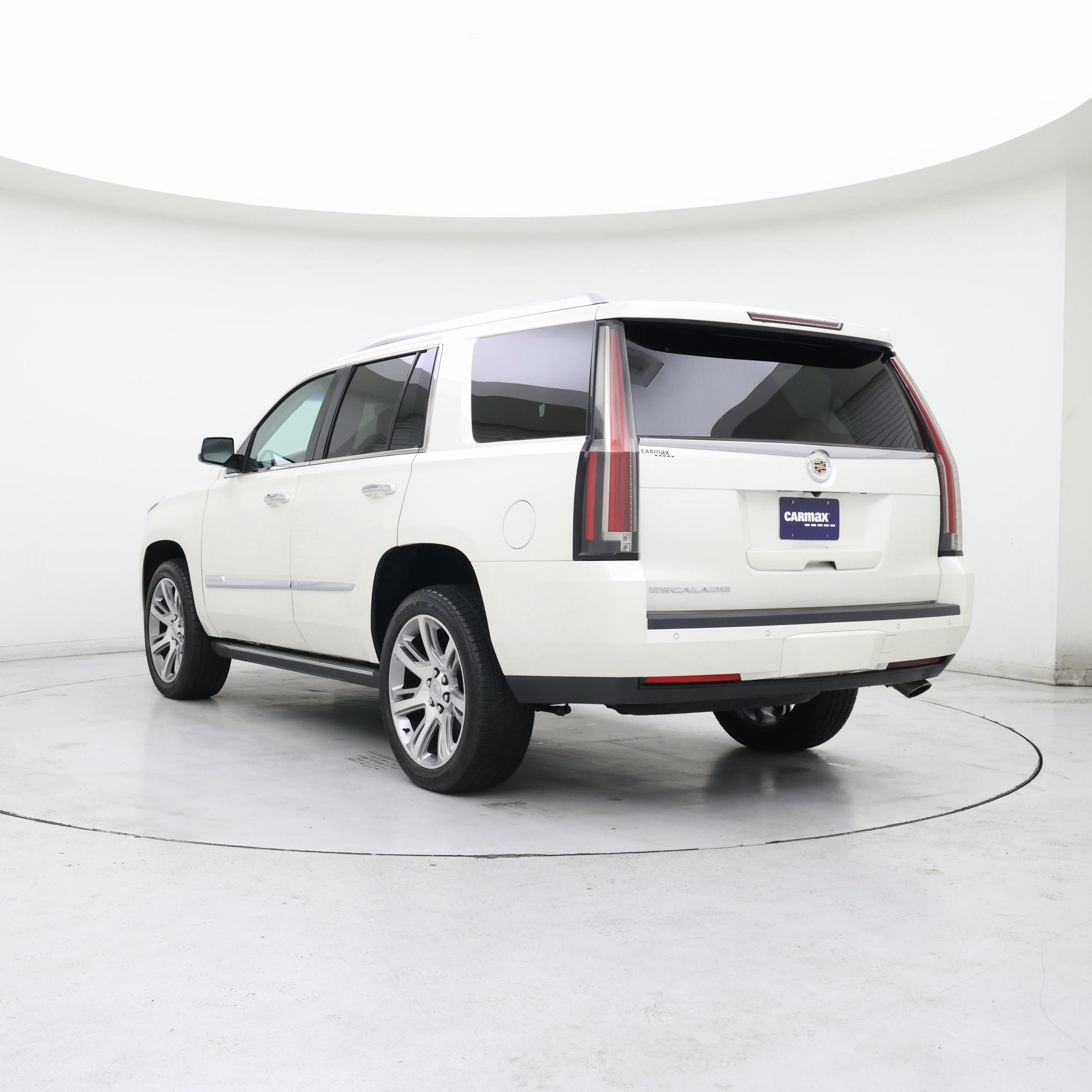 Thumbnail: 2015 Cadillac Escalade - 2