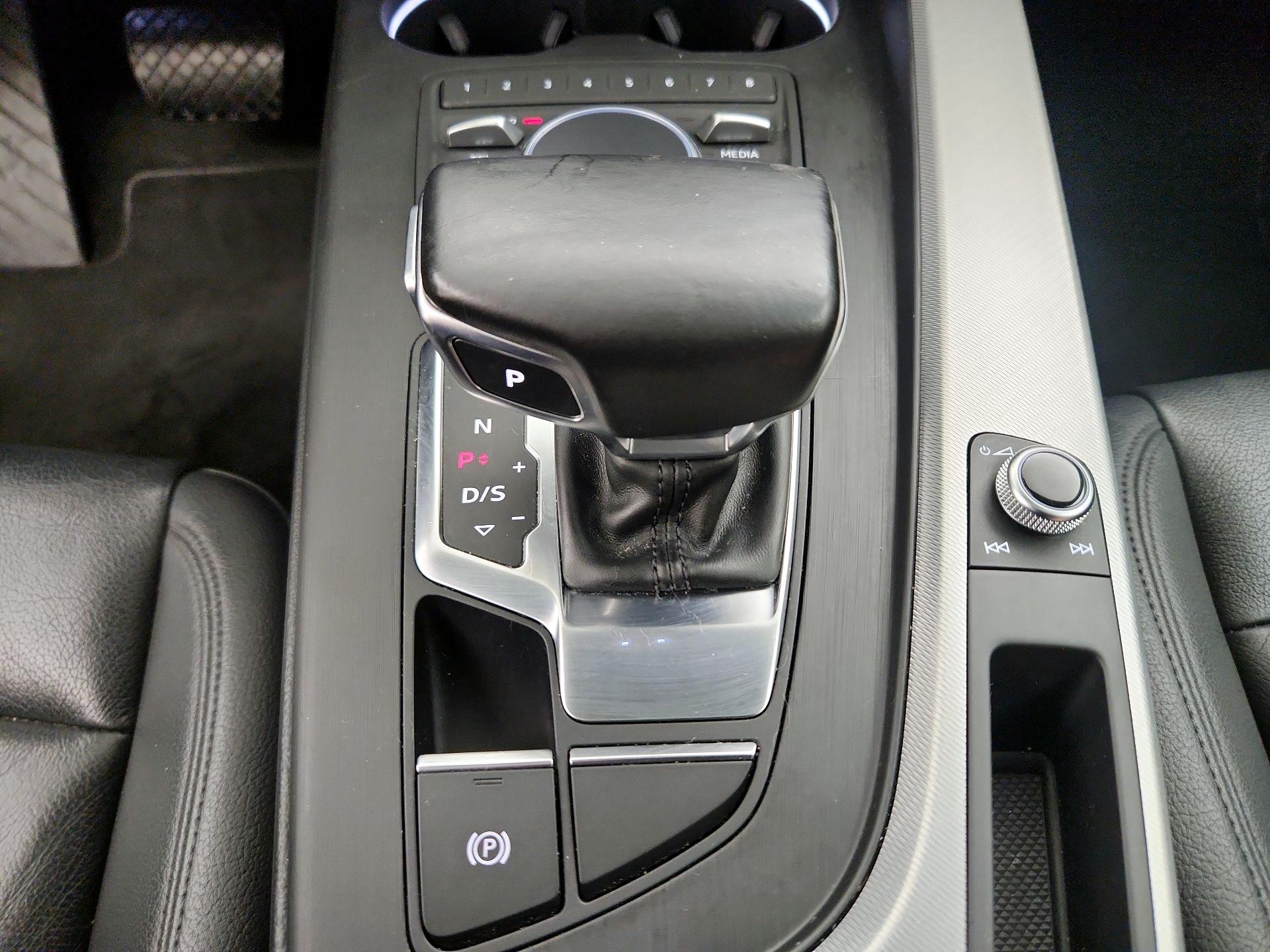 Thumbnail: 2017 Audi A4 - 18