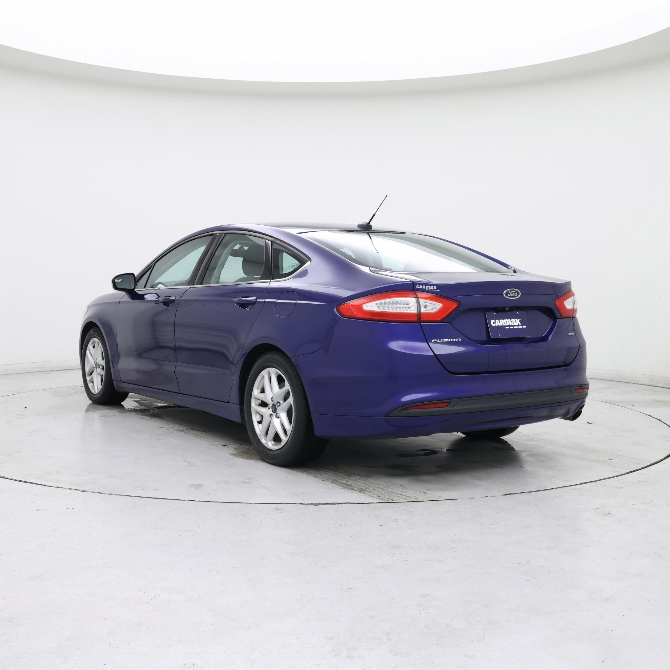 Thumbnail: 2015 Ford Fusion - 2