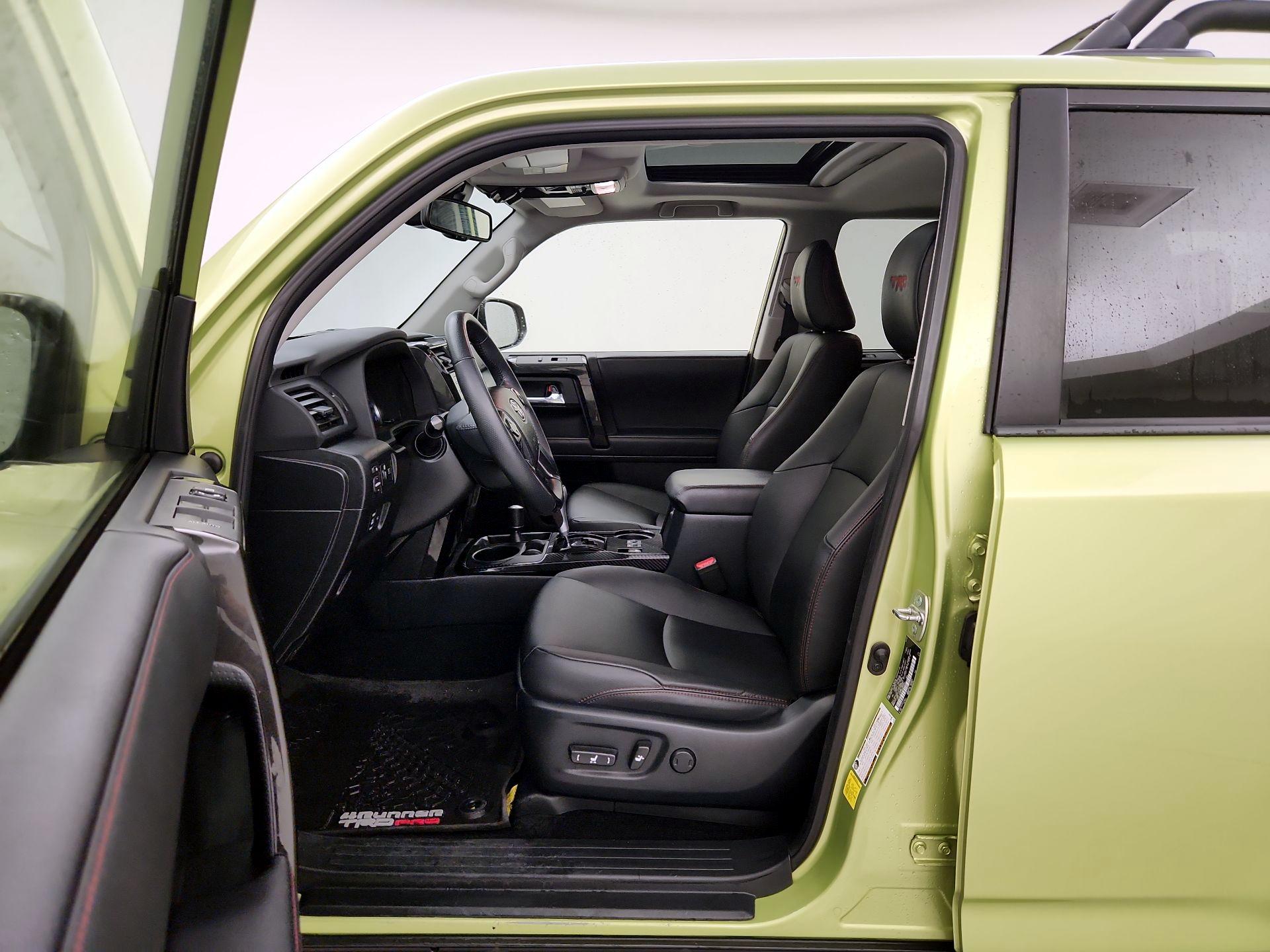 Thumbnail: 2022 Toyota 4Runner - 11