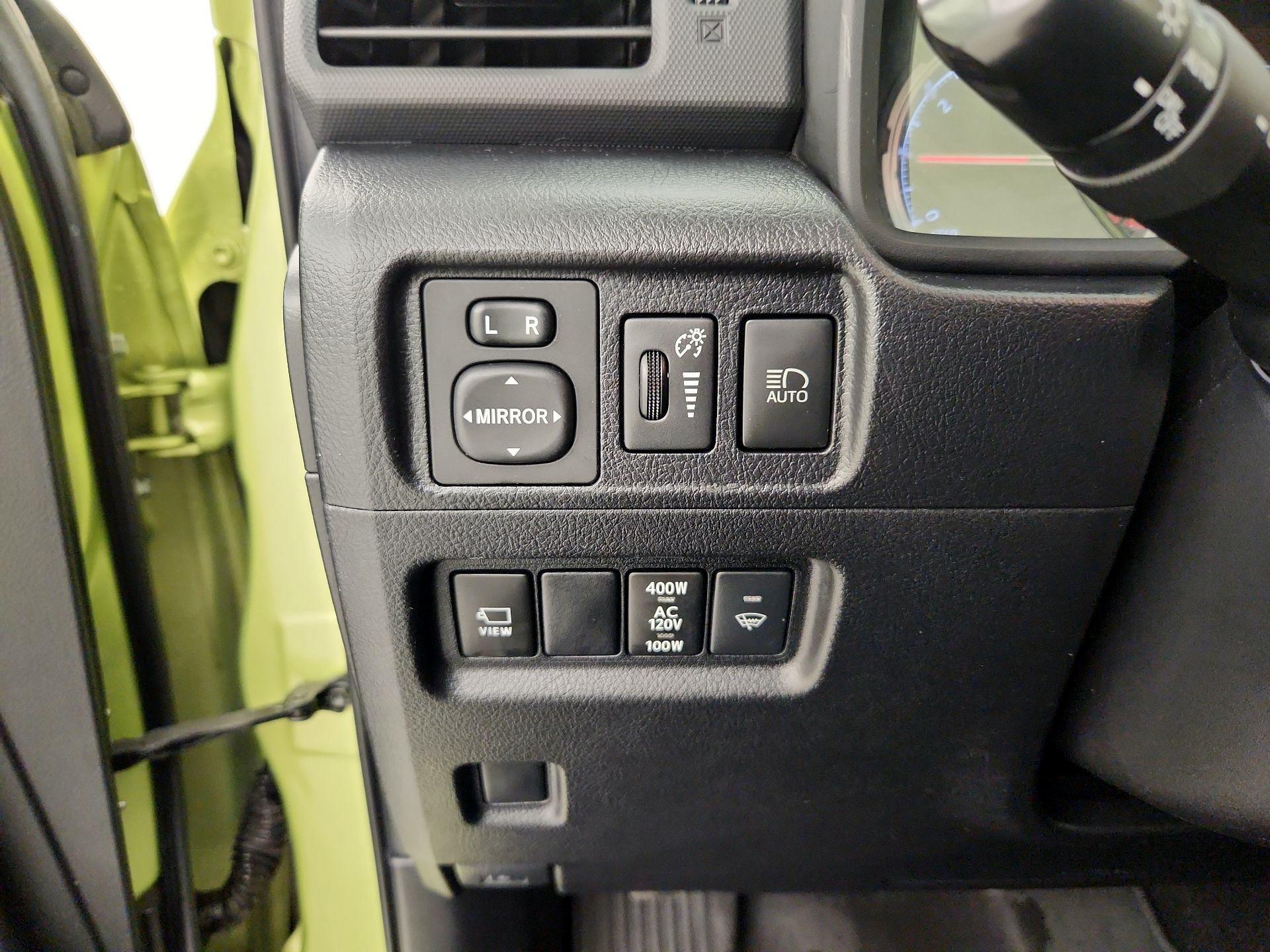 Thumbnail: 2022 Toyota 4Runner - 13