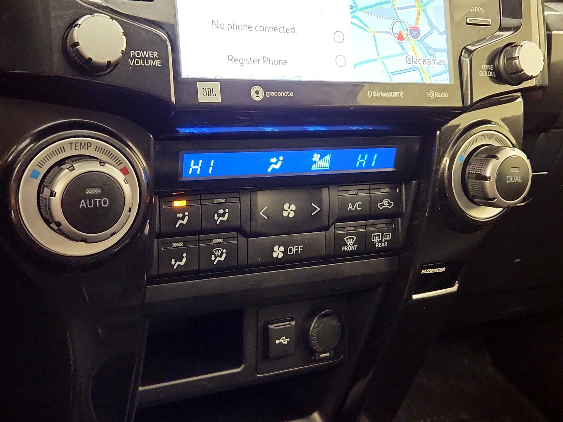 Thumbnail: 2022 Toyota 4Runner - 17