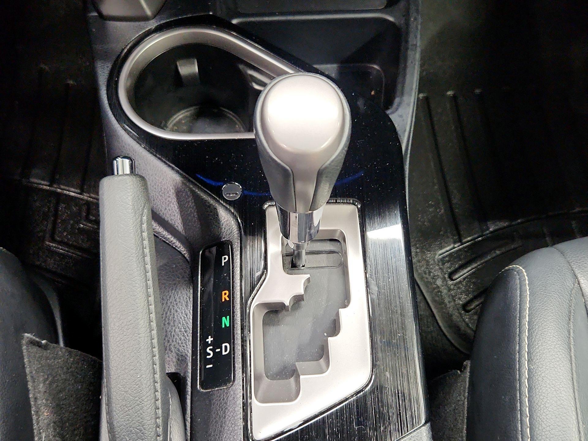 Thumbnail: 2016 Toyota RAV4 - 17