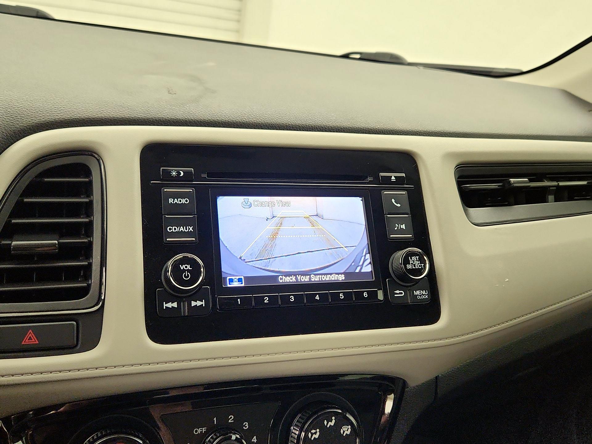 Thumbnail: 2016 Honda HR-V - 14