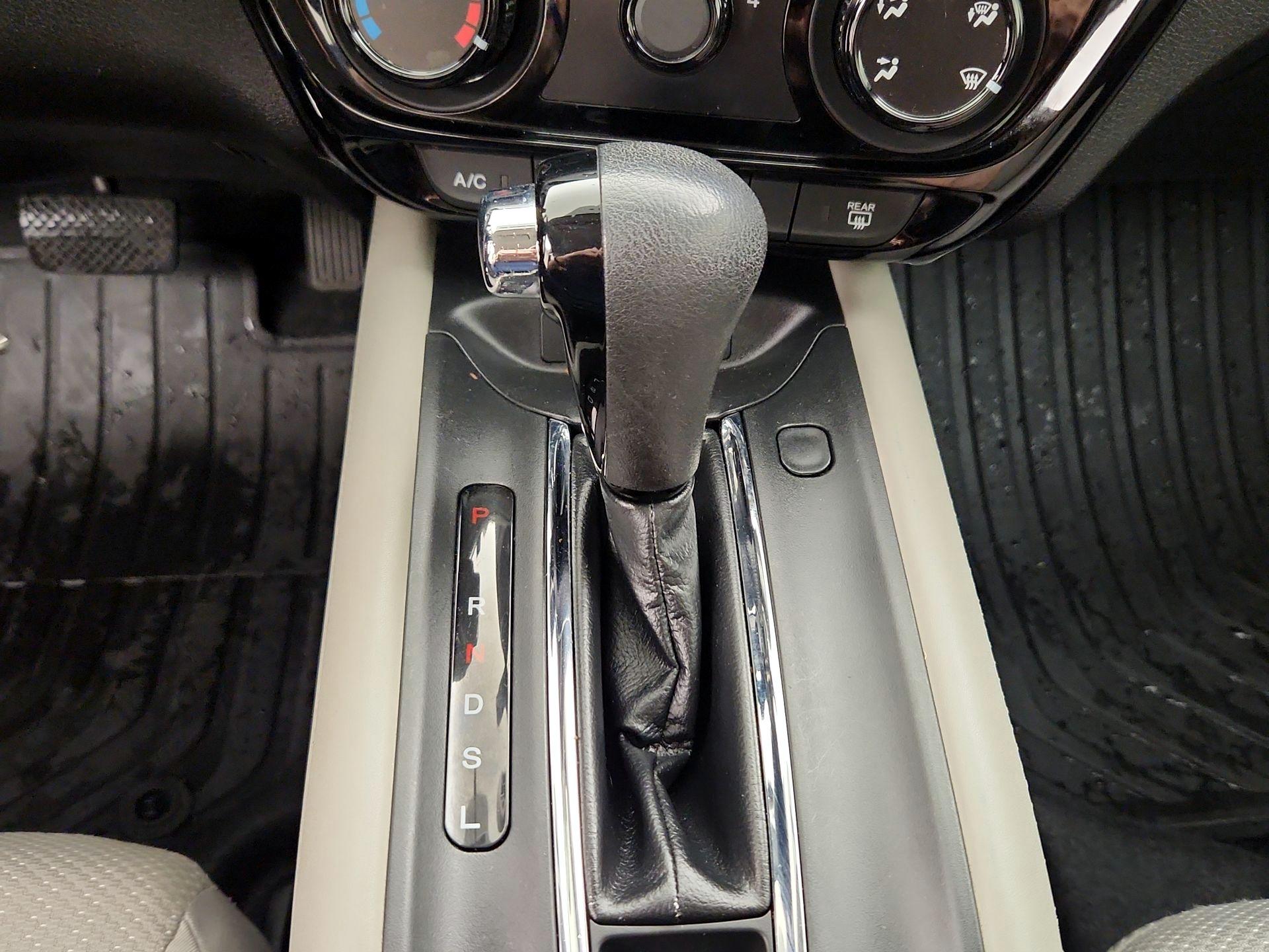 Thumbnail: 2016 Honda HR-V - 17