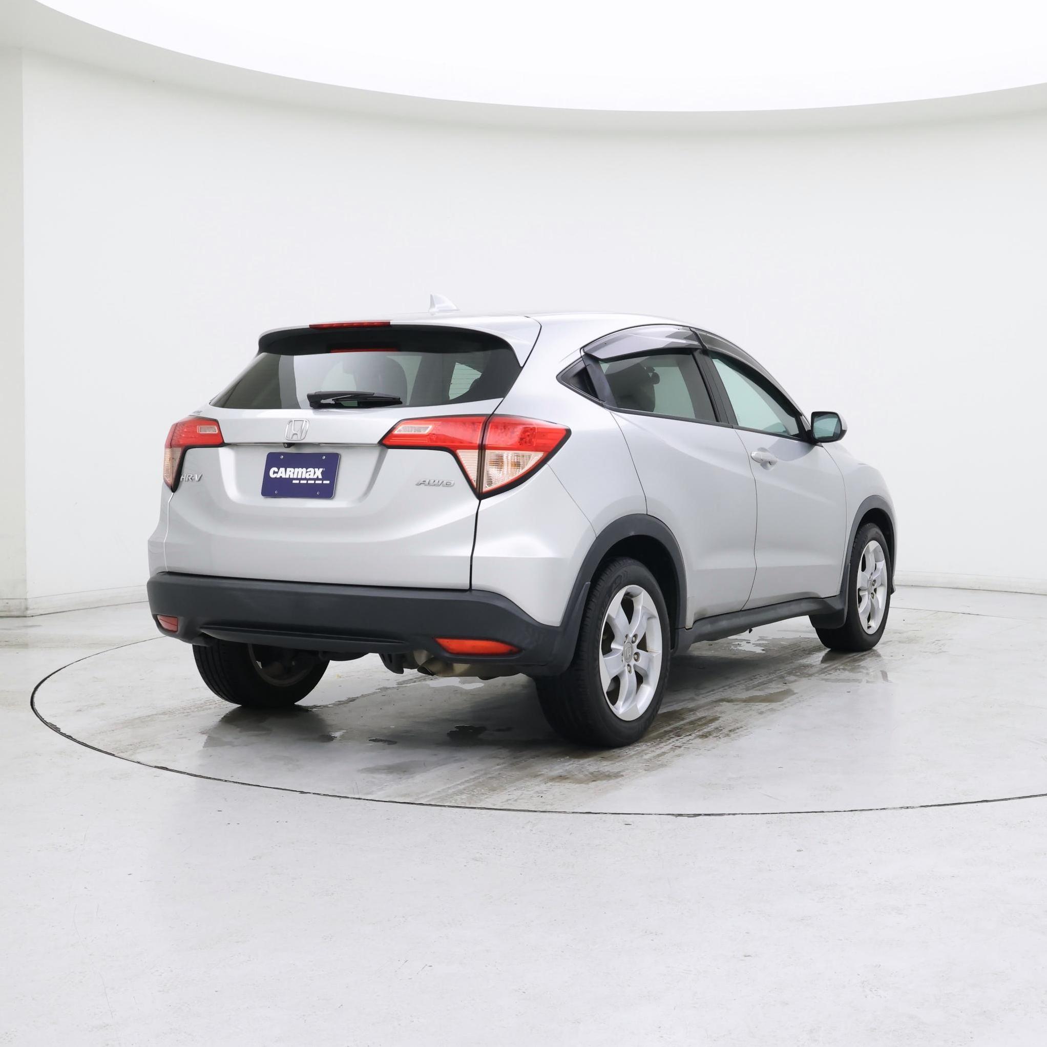 Thumbnail: 2016 Honda HR-V - 8