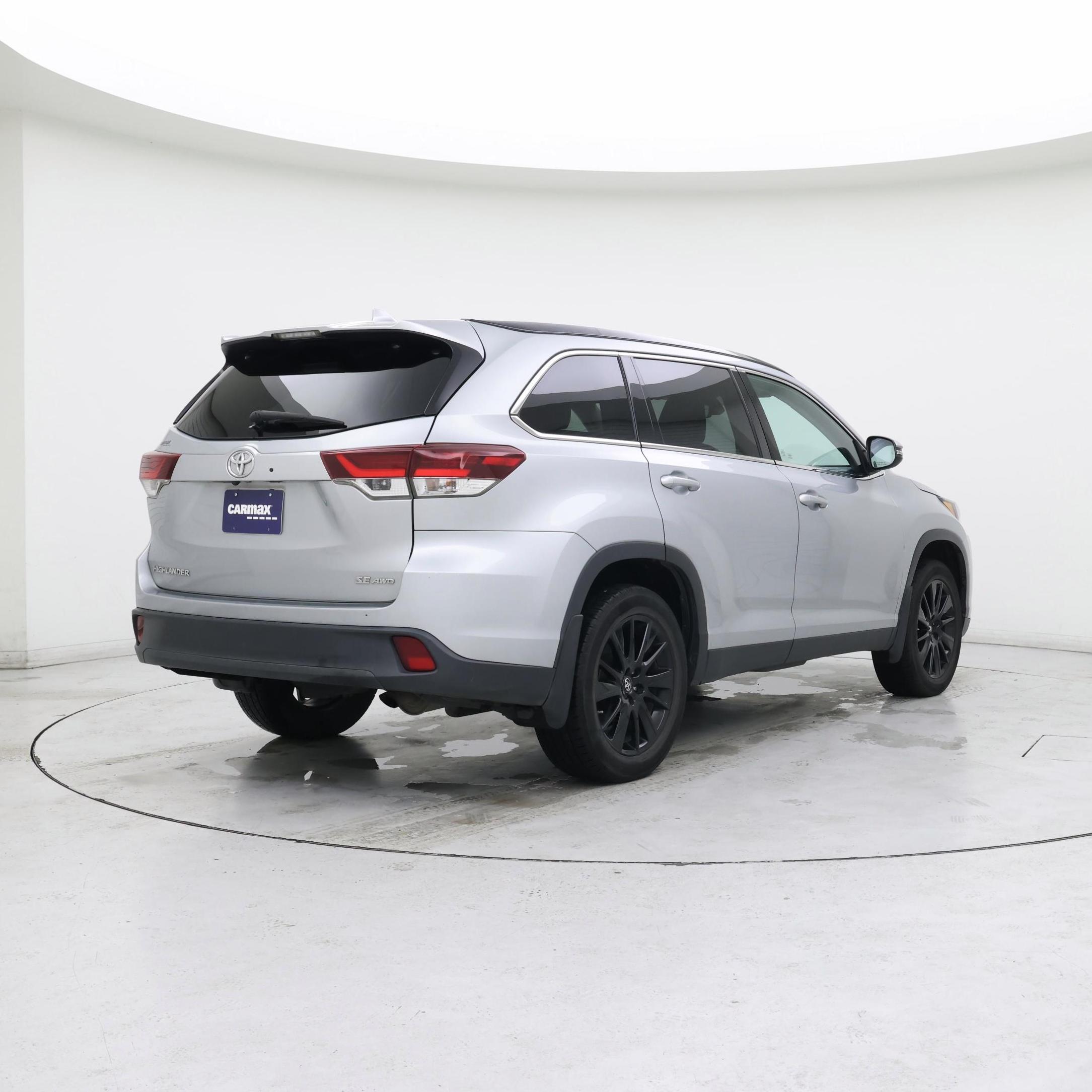 Thumbnail: 2019 Toyota Highlander - 8