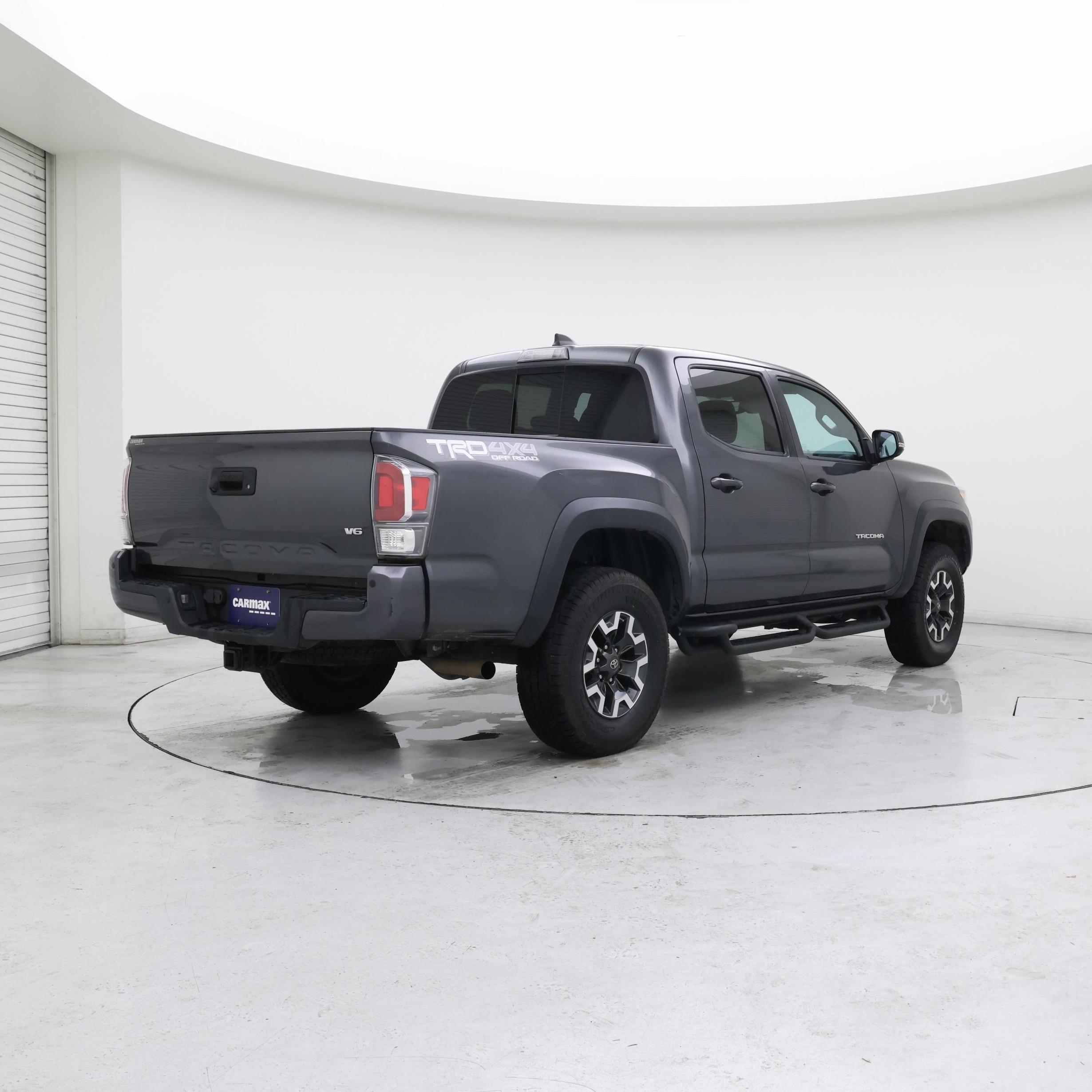 Thumbnail: 2020 Toyota Tacoma - 8