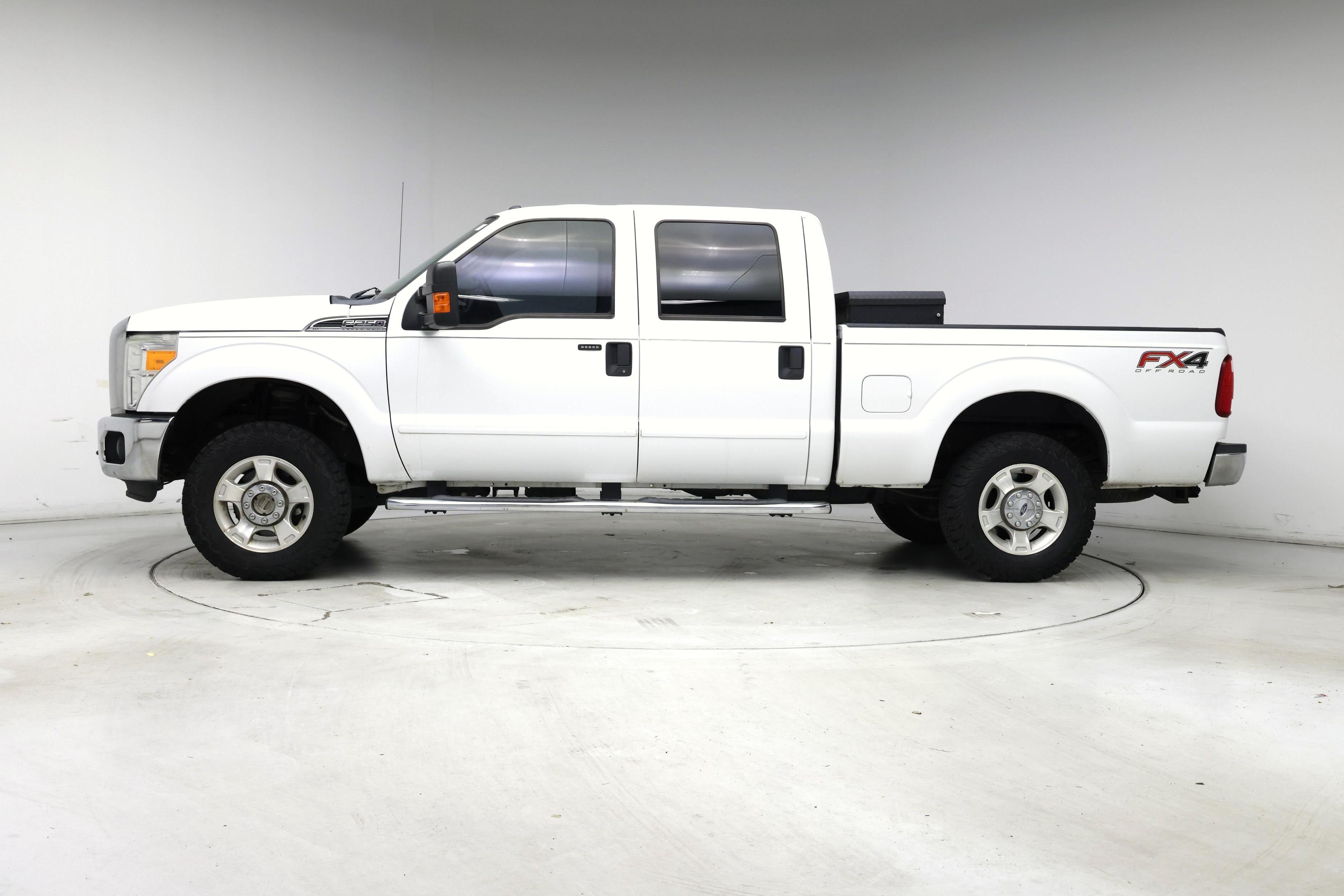 Thumbnail: 2016 Ford F-250 - 3