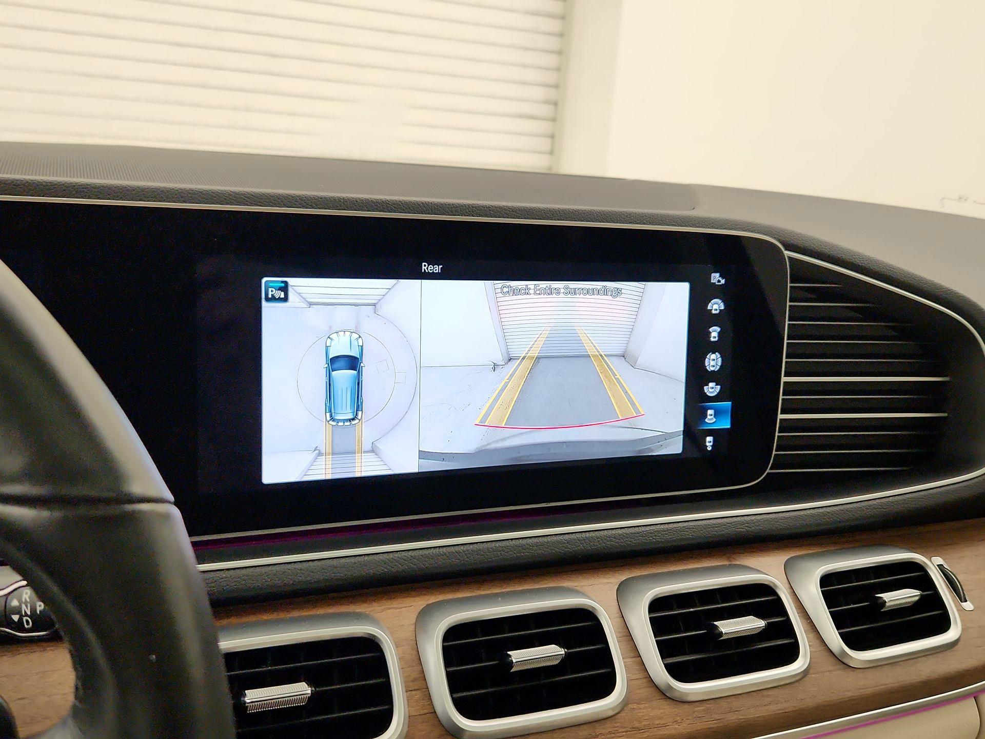 Thumbnail: 2021 Mercedes-Benz GLE - 15