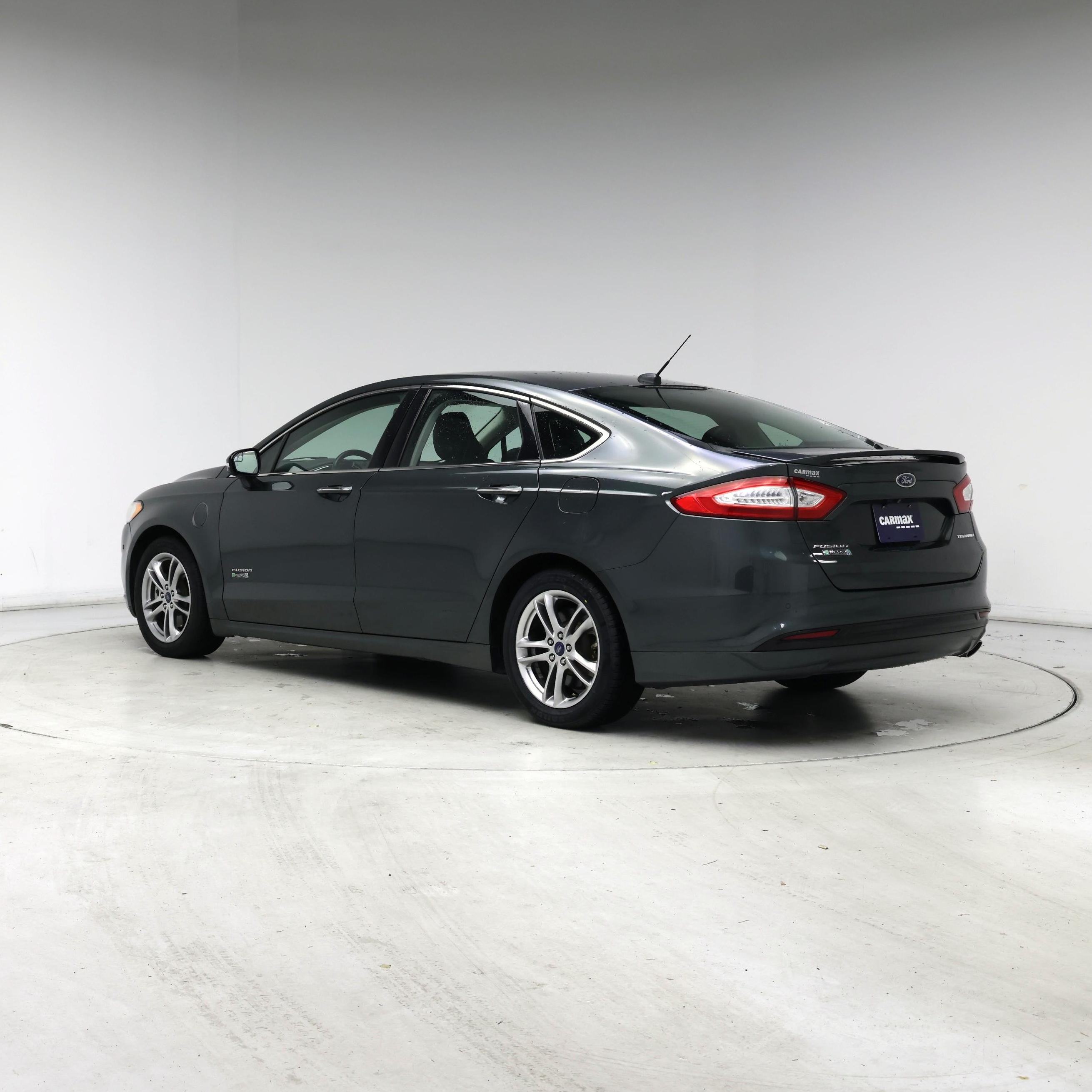 Thumbnail: 2015 Ford Fusion - 2