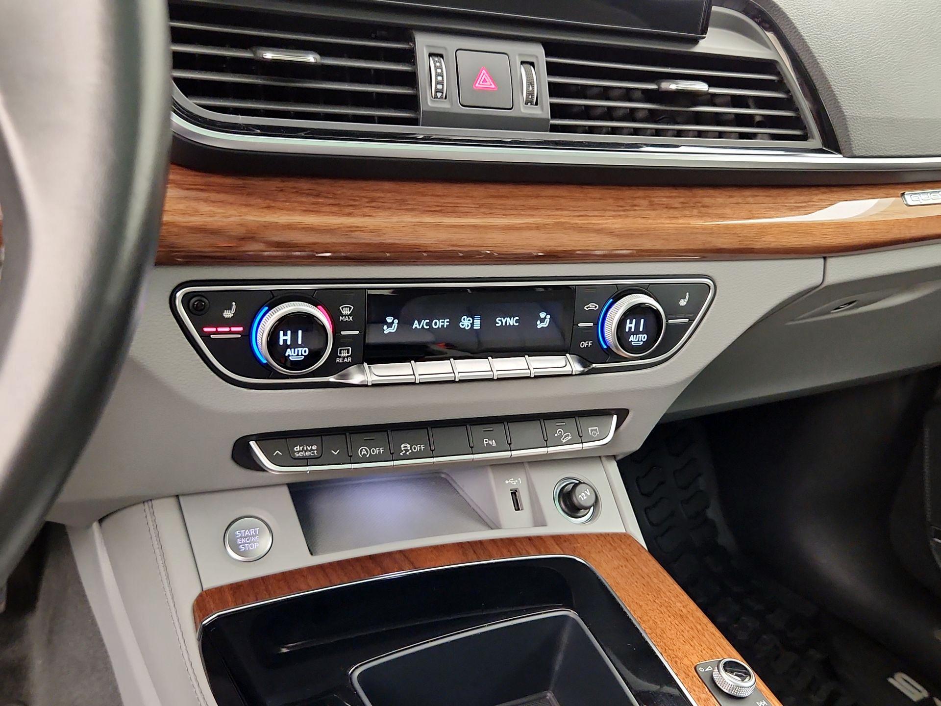 Thumbnail: 2023 Audi Q5 - 16