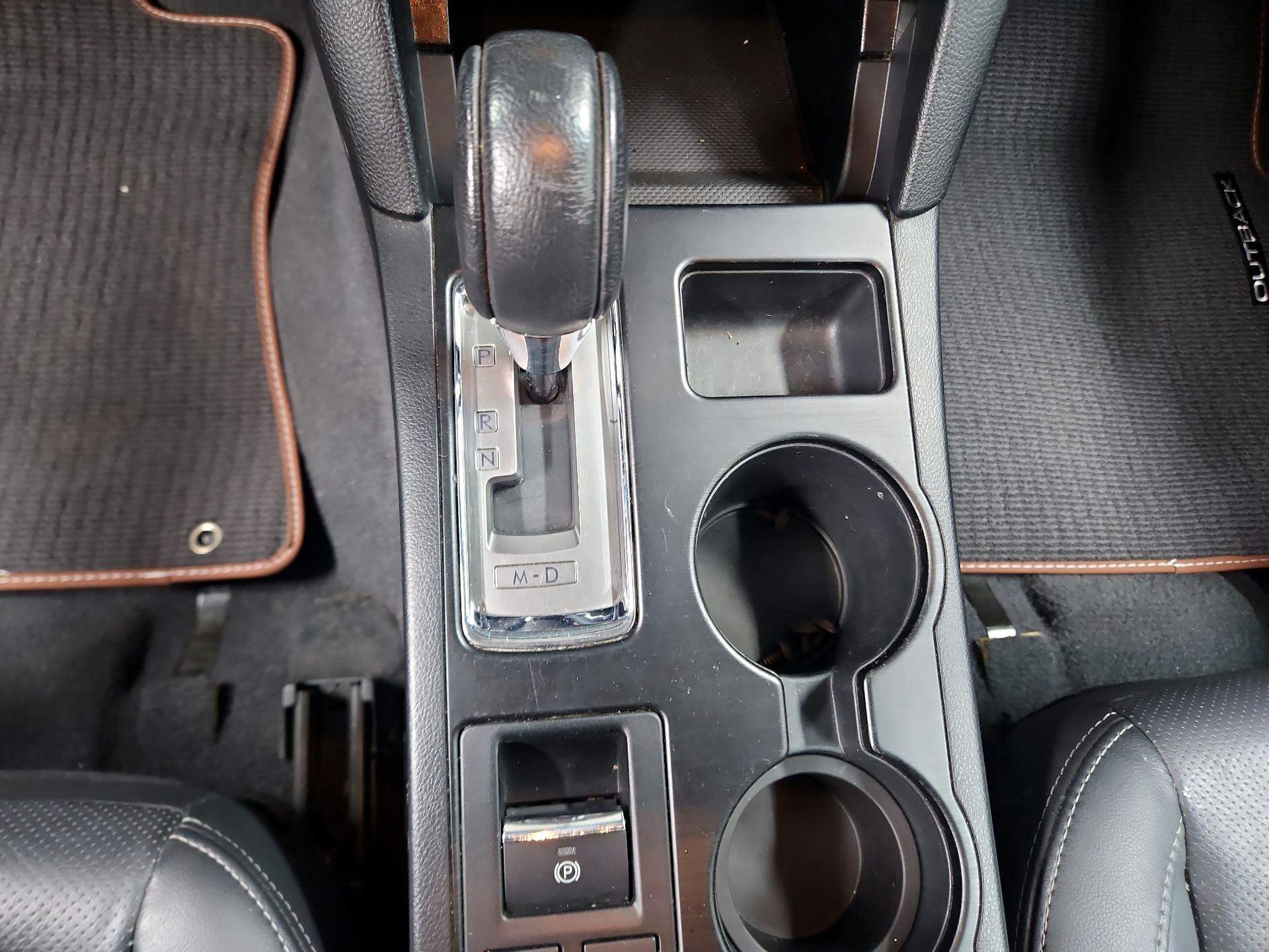 Thumbnail: 2016 Subaru Outback - 18