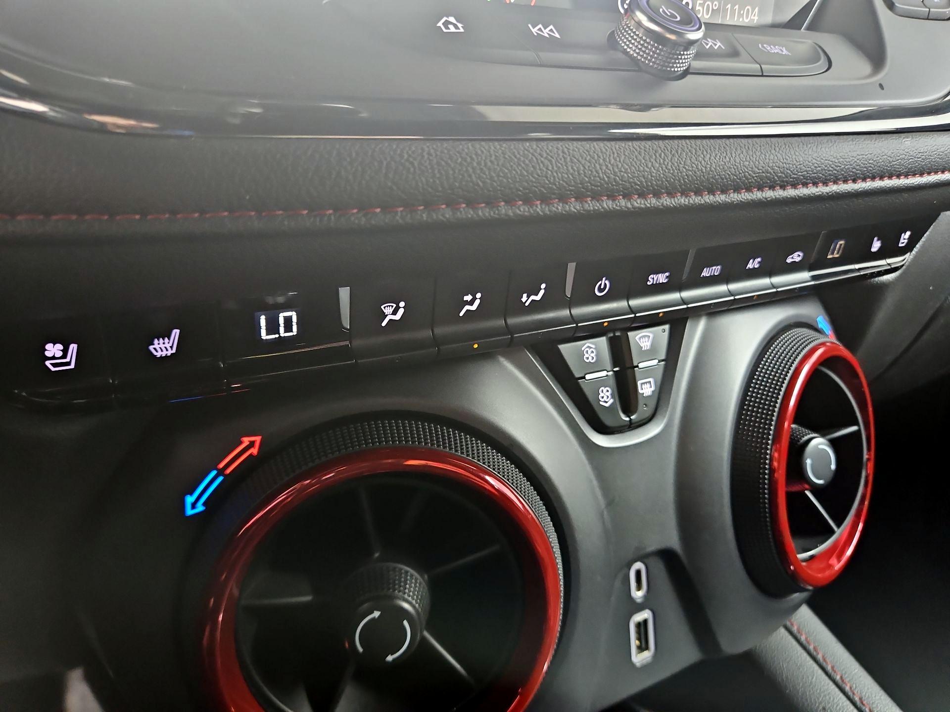 Thumbnail: 2020 Chevrolet Blazer - 17