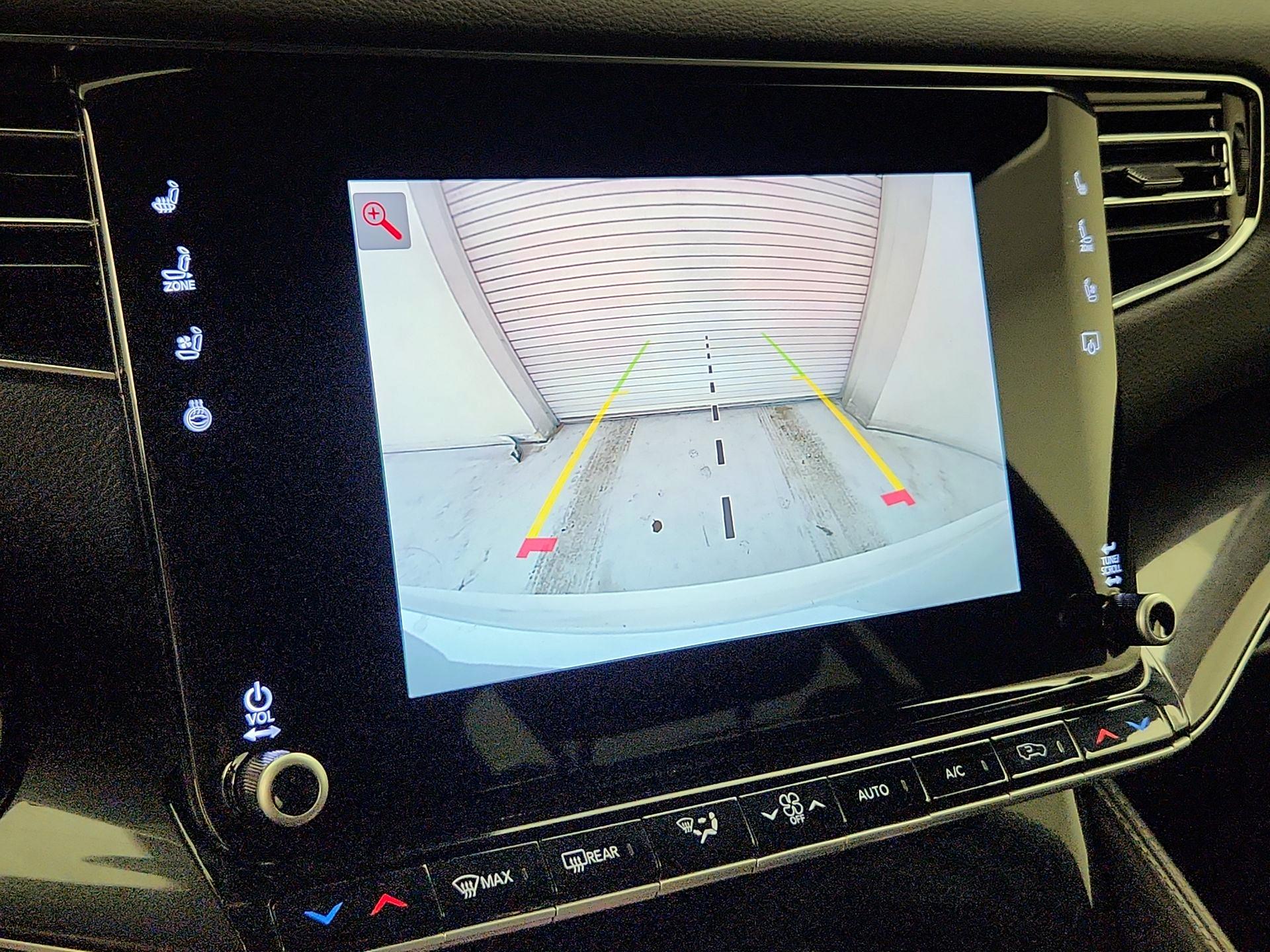 Thumbnail: 2024 Jeep Wagoneer - 15