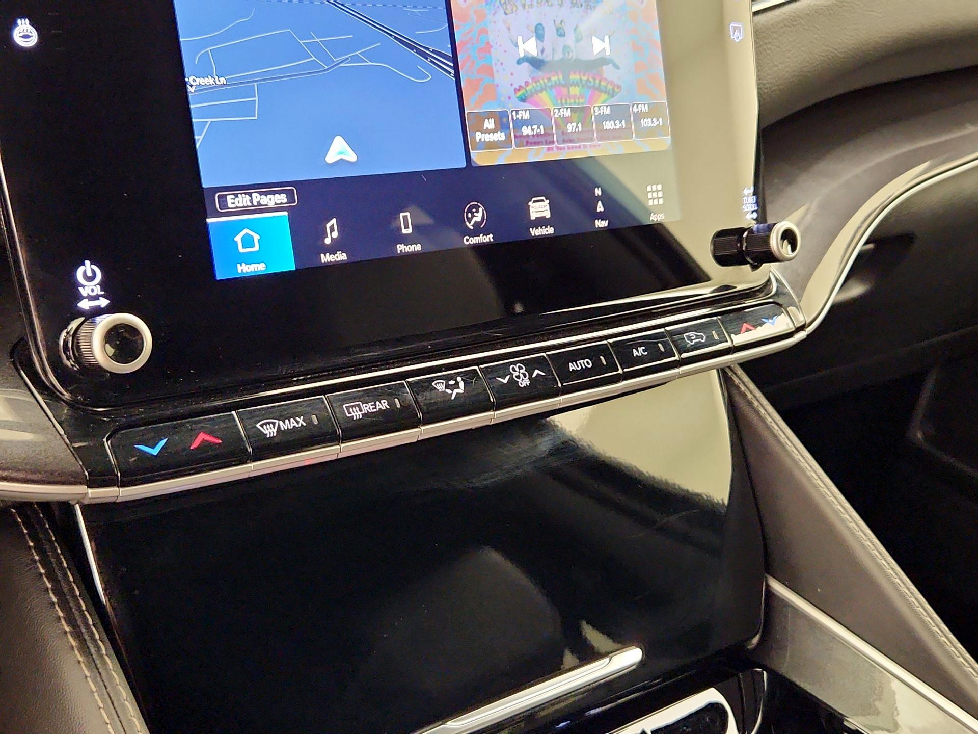 Thumbnail: 2024 Jeep Wagoneer - 17