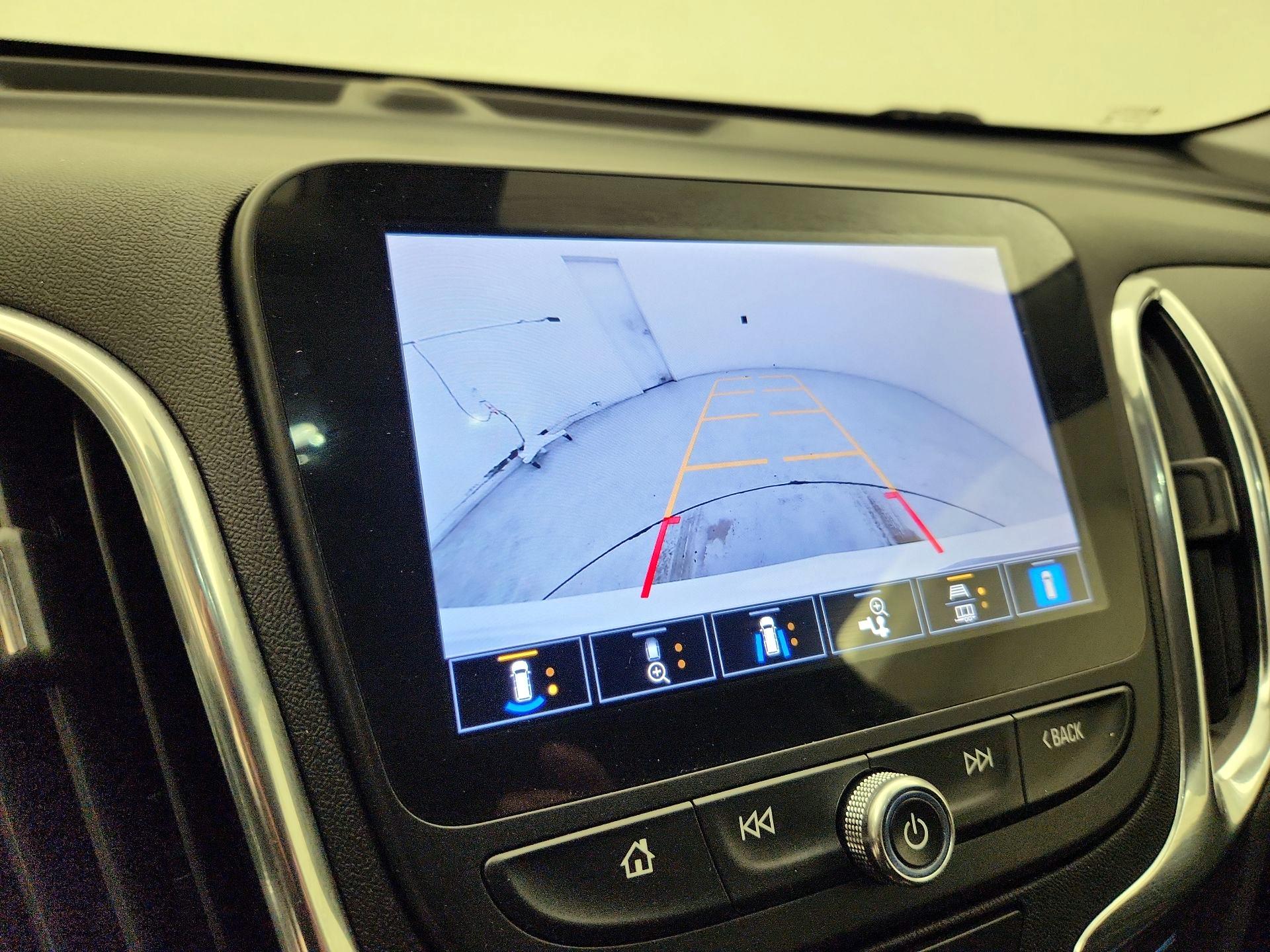 Thumbnail: 2022 Chevrolet Equinox - 15