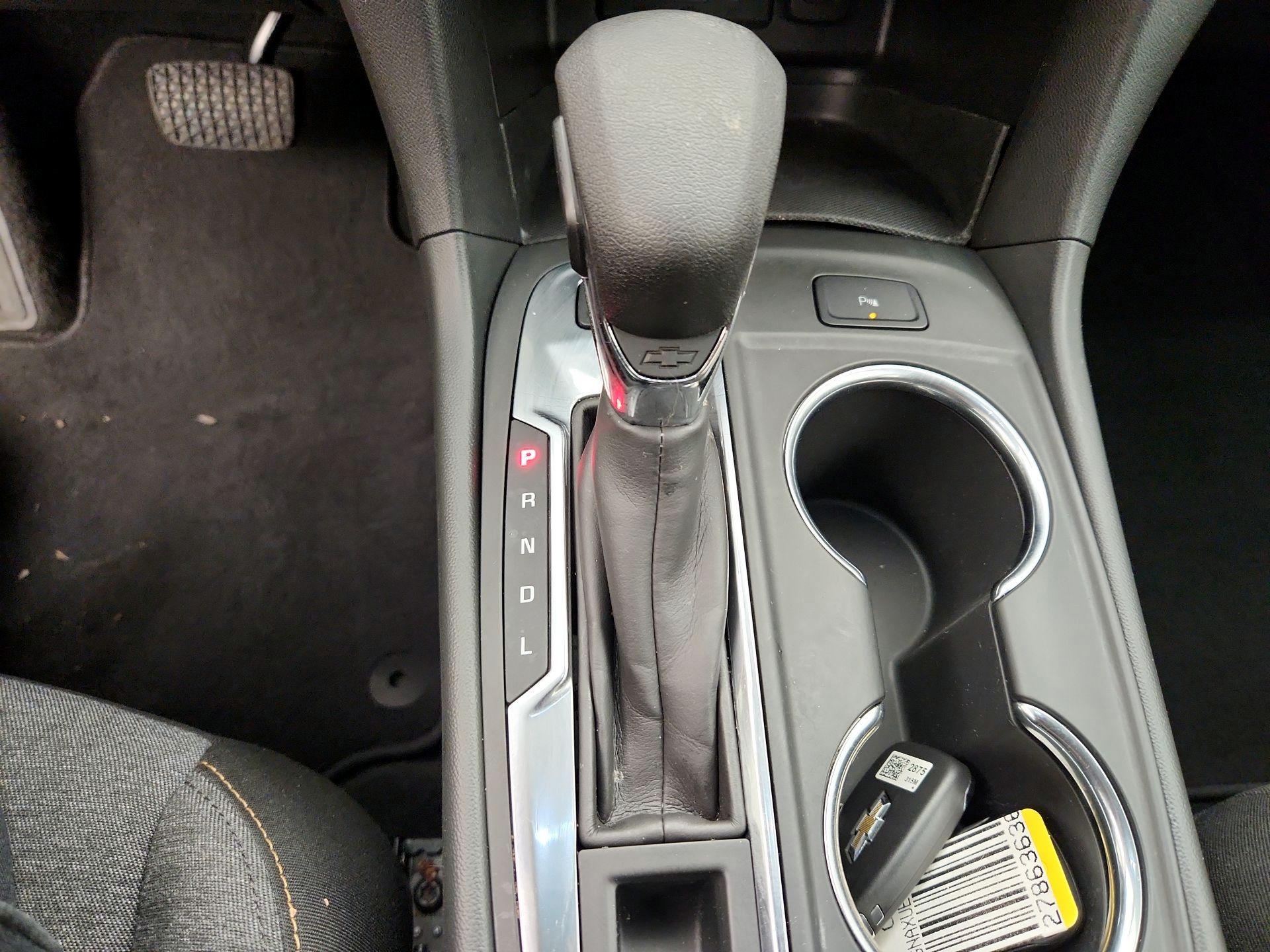 Thumbnail: 2022 Chevrolet Equinox - 18