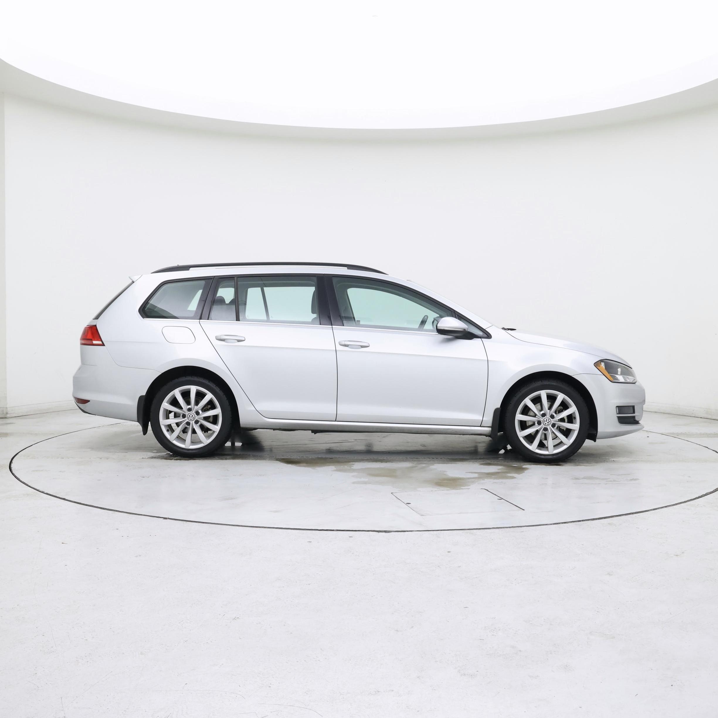 Thumbnail: 2017 Volkswagen Golf - 7