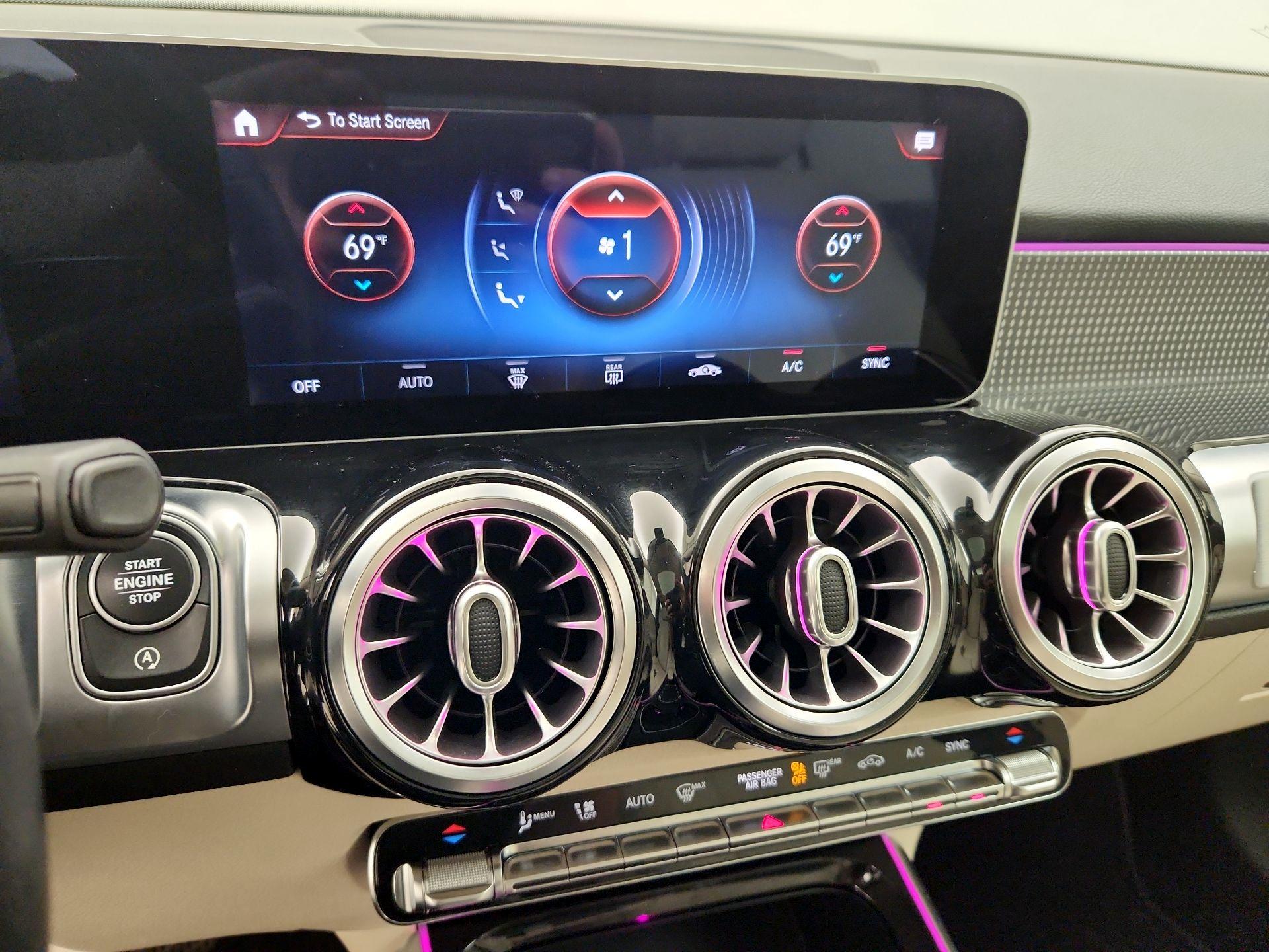 Thumbnail: 2021 Mercedes-Benz GLB - 16