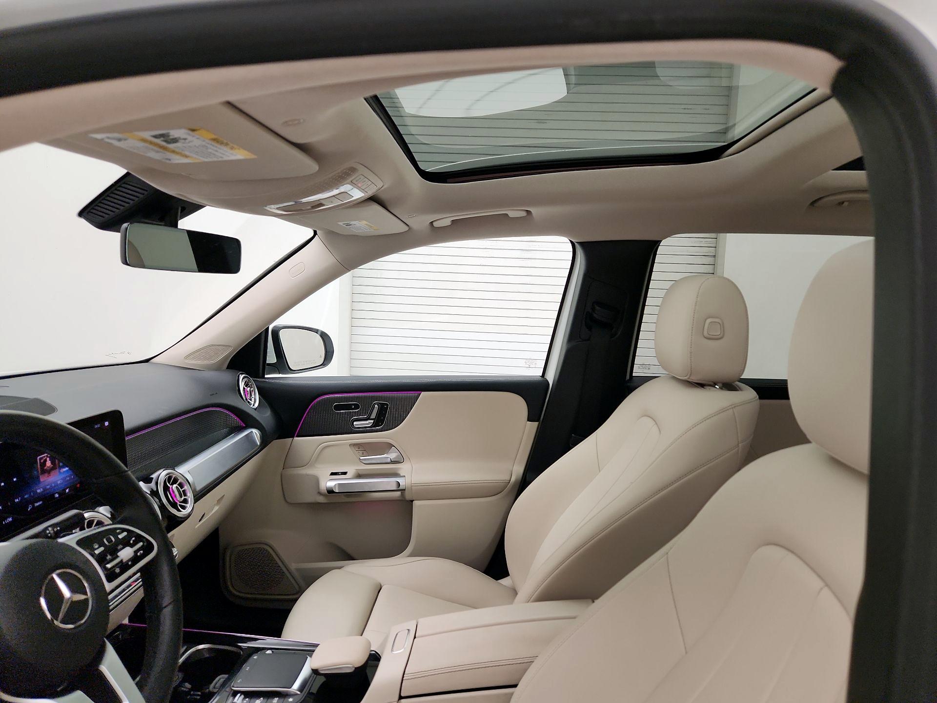 Thumbnail: 2021 Mercedes-Benz GLB - 19