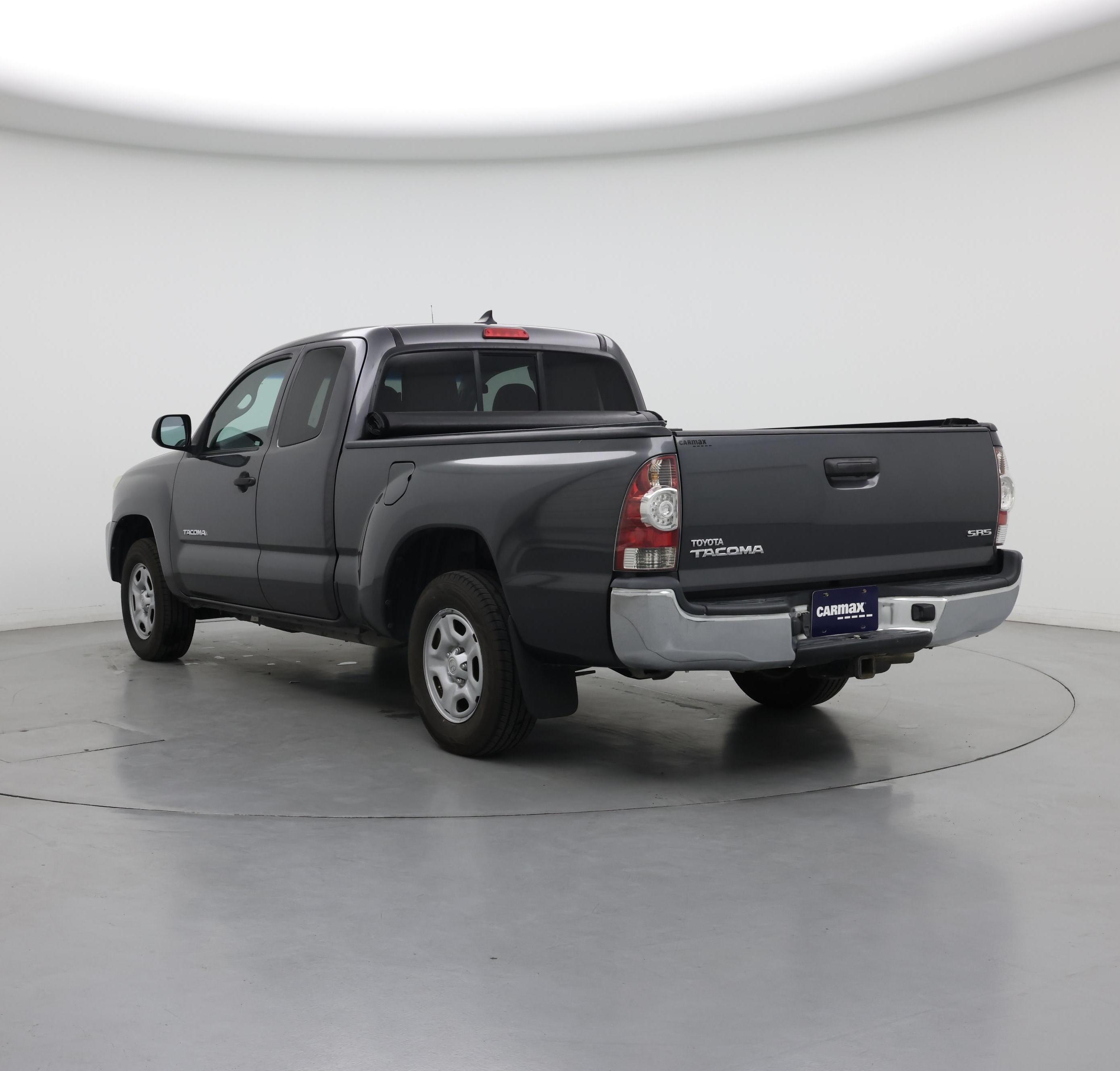 Thumbnail: 2015 Toyota Tacoma - 2