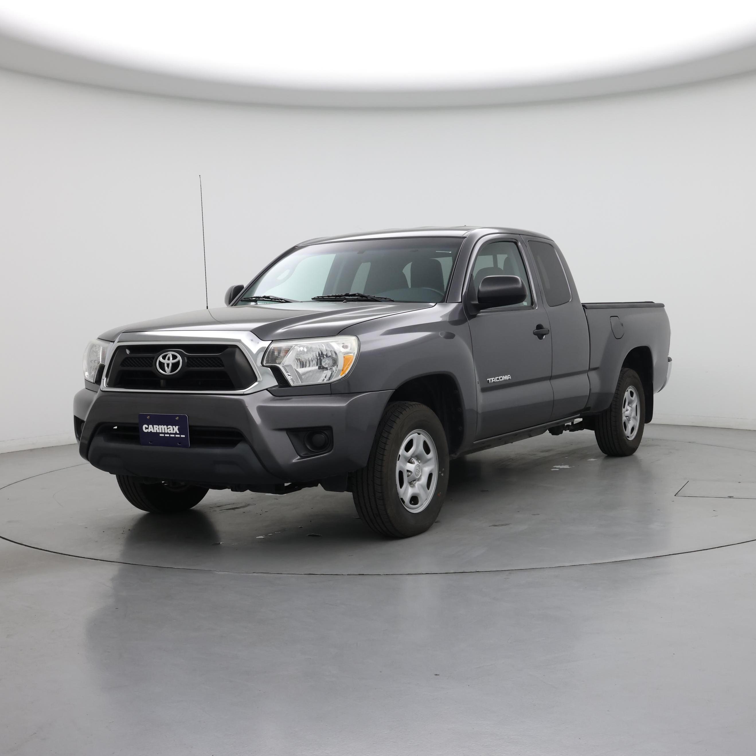 Thumbnail: 2015 Toyota Tacoma - 4