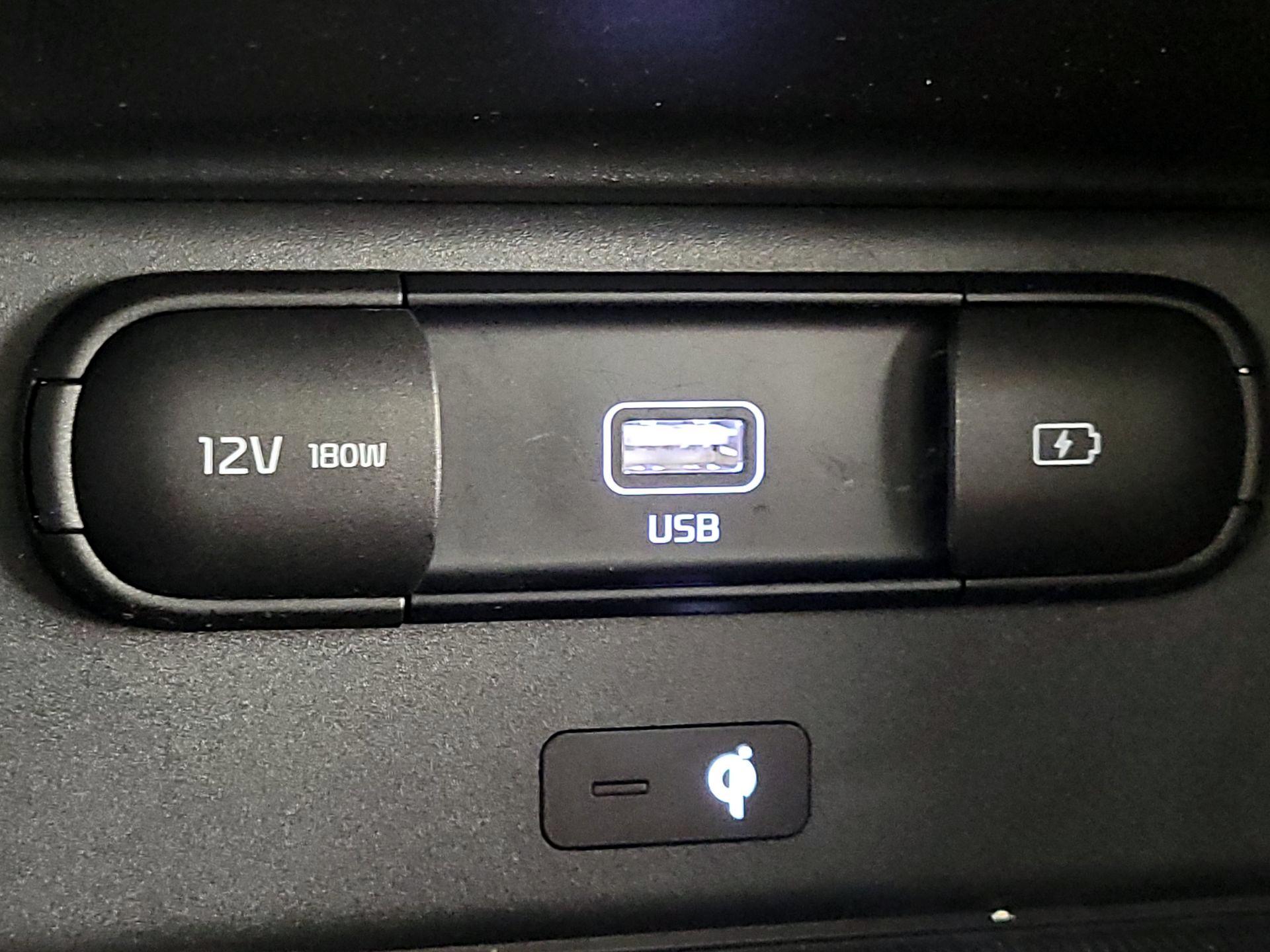 Thumbnail: 2022 Kia Telluride - 19