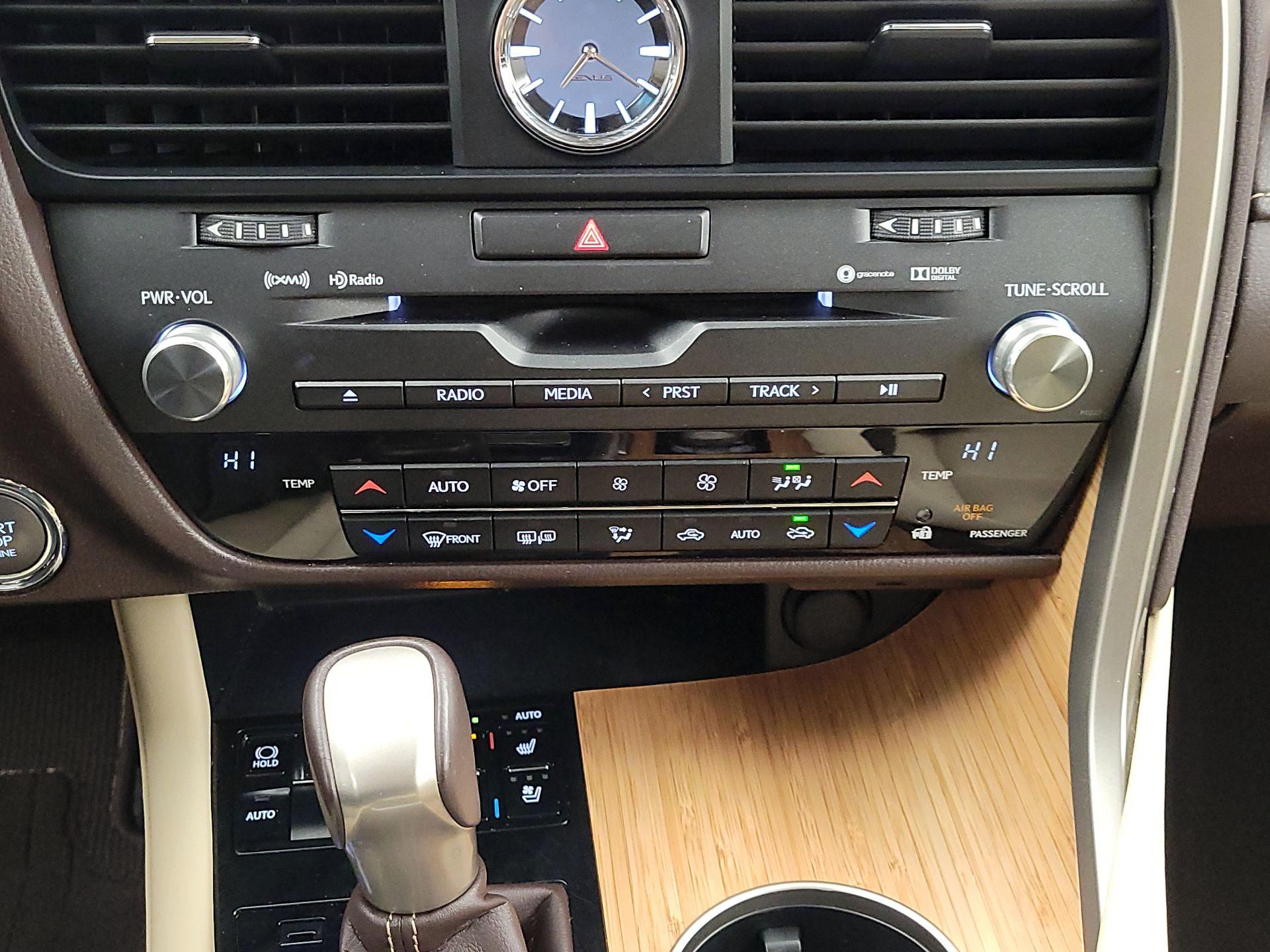 Thumbnail: 2016 Lexus RX - 17