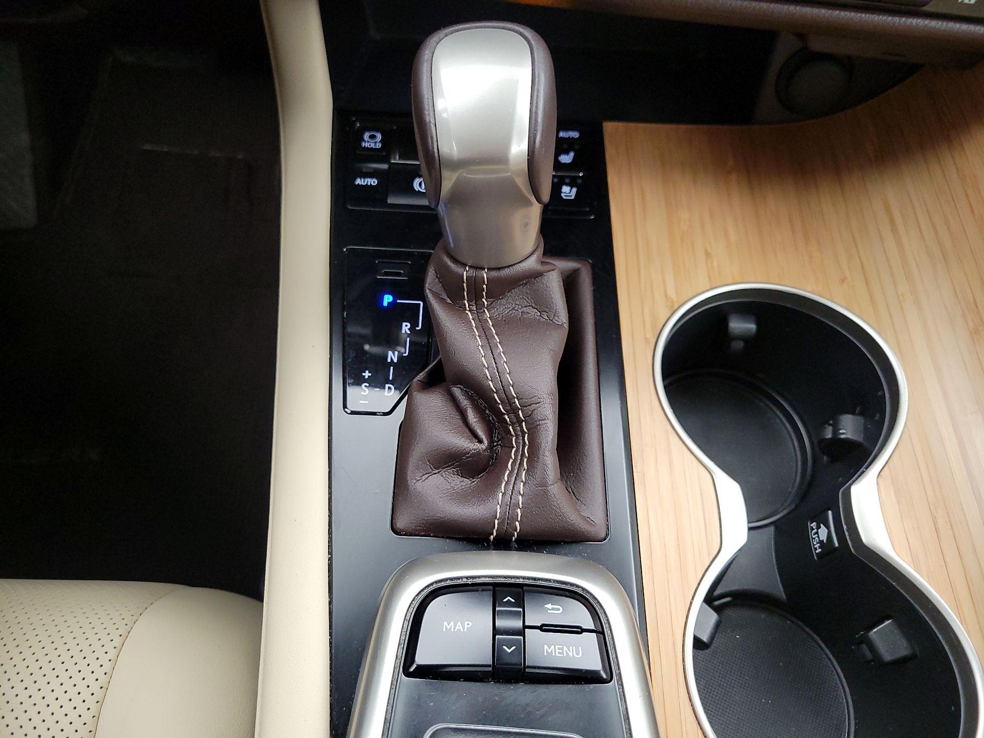 Thumbnail: 2016 Lexus RX - 18